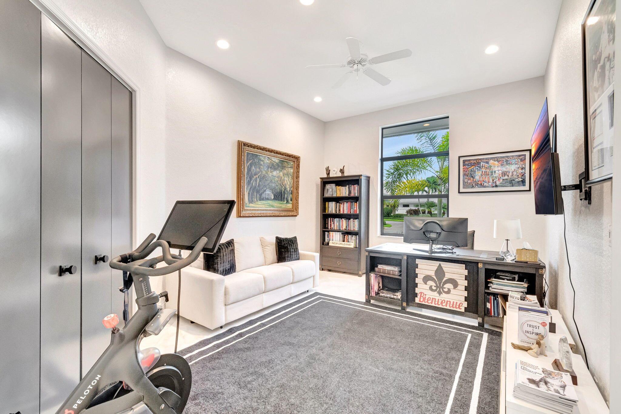 4872 Bocaire Boulevard