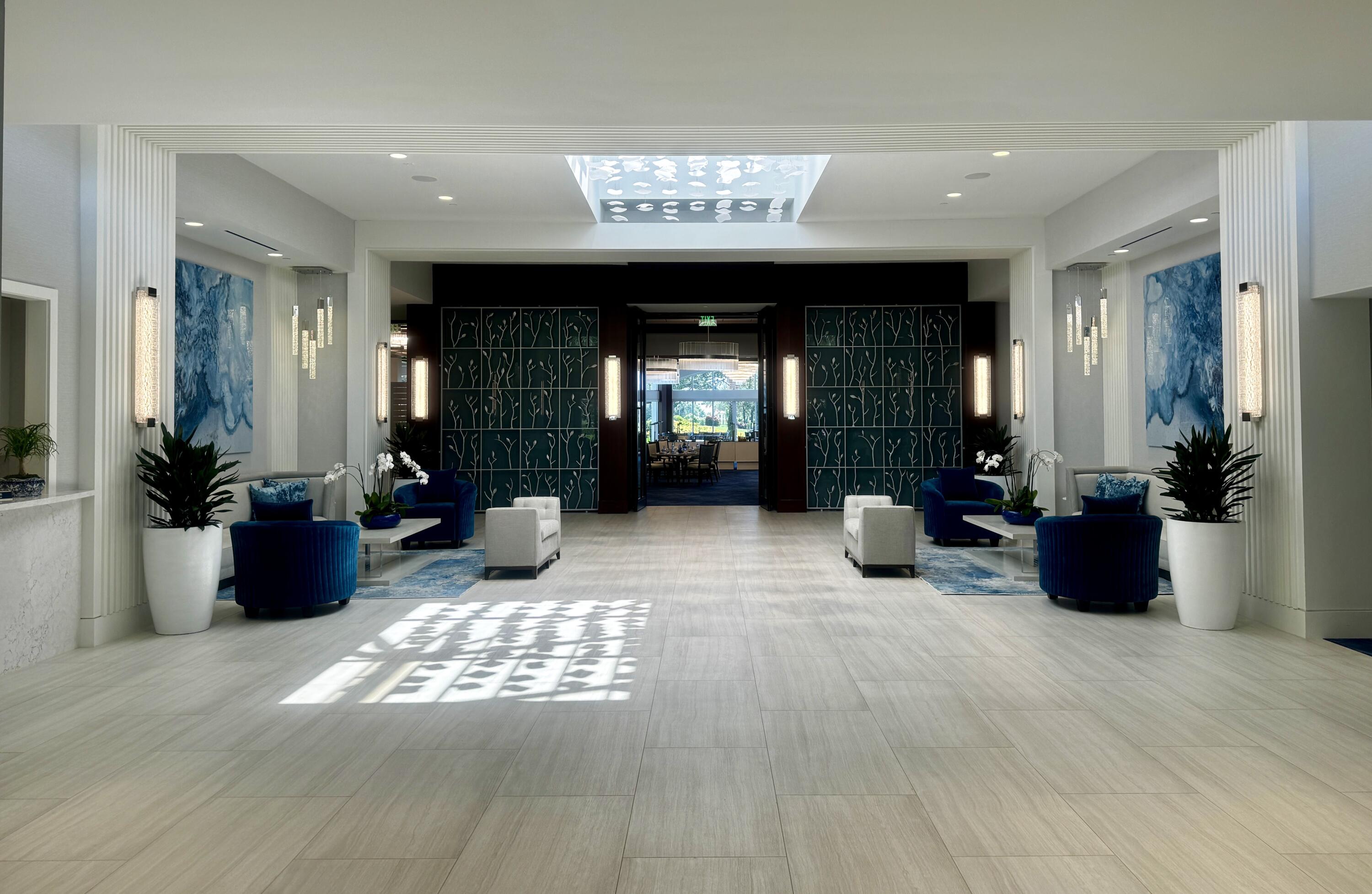 4872 Bocaire Boulevard