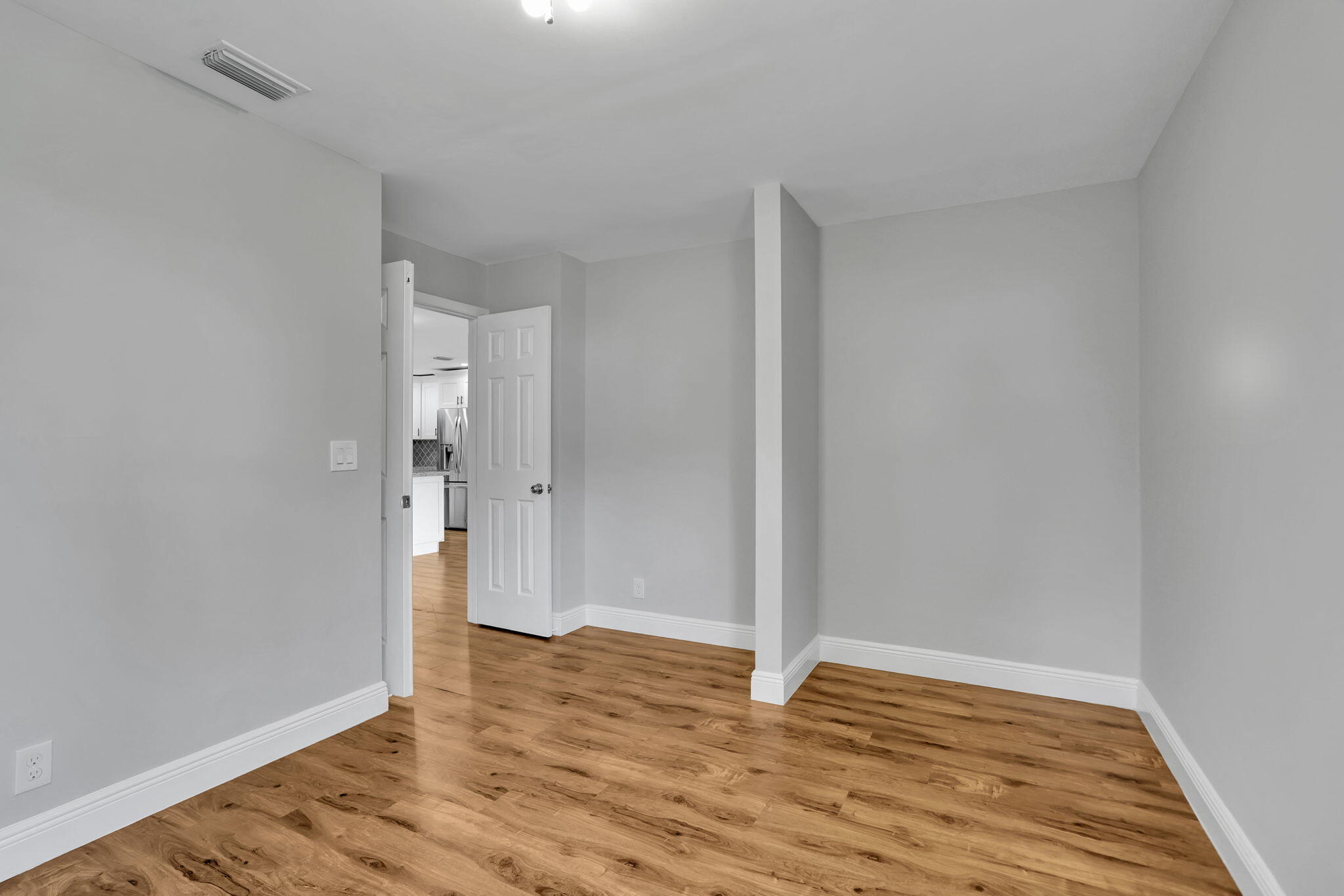 4771 NW 22nd Street 42121