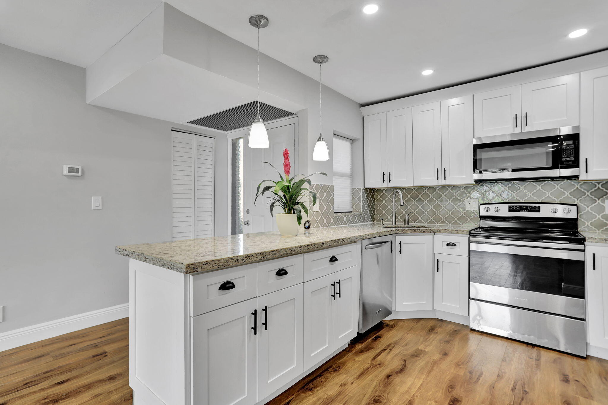 4771 NW 22nd Street 42121