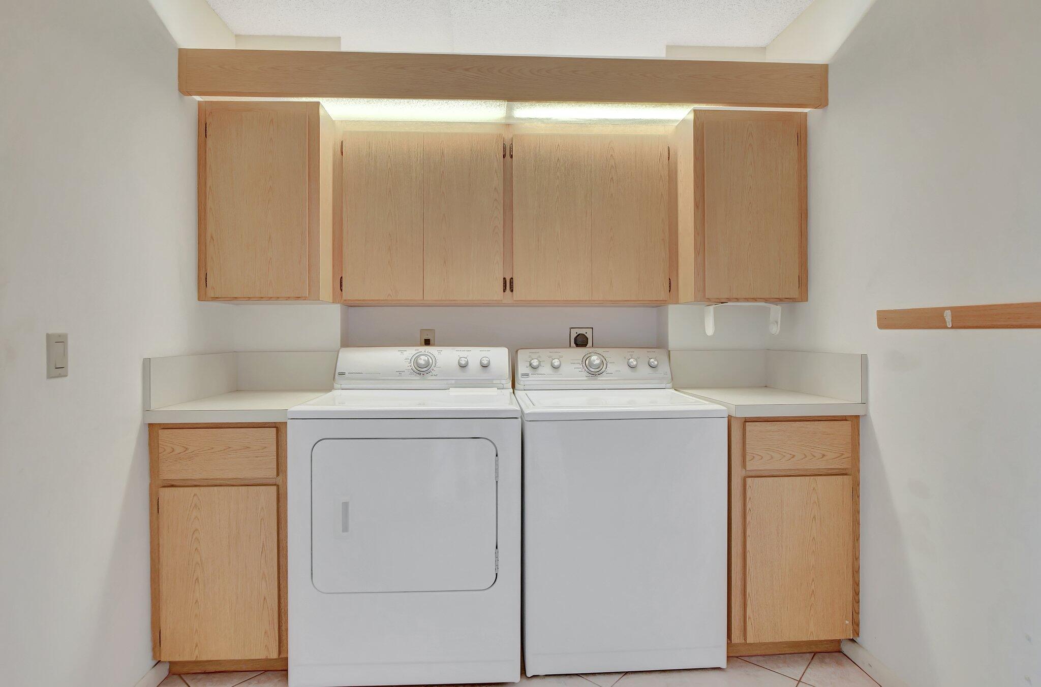 6145 Balboa Circle 405