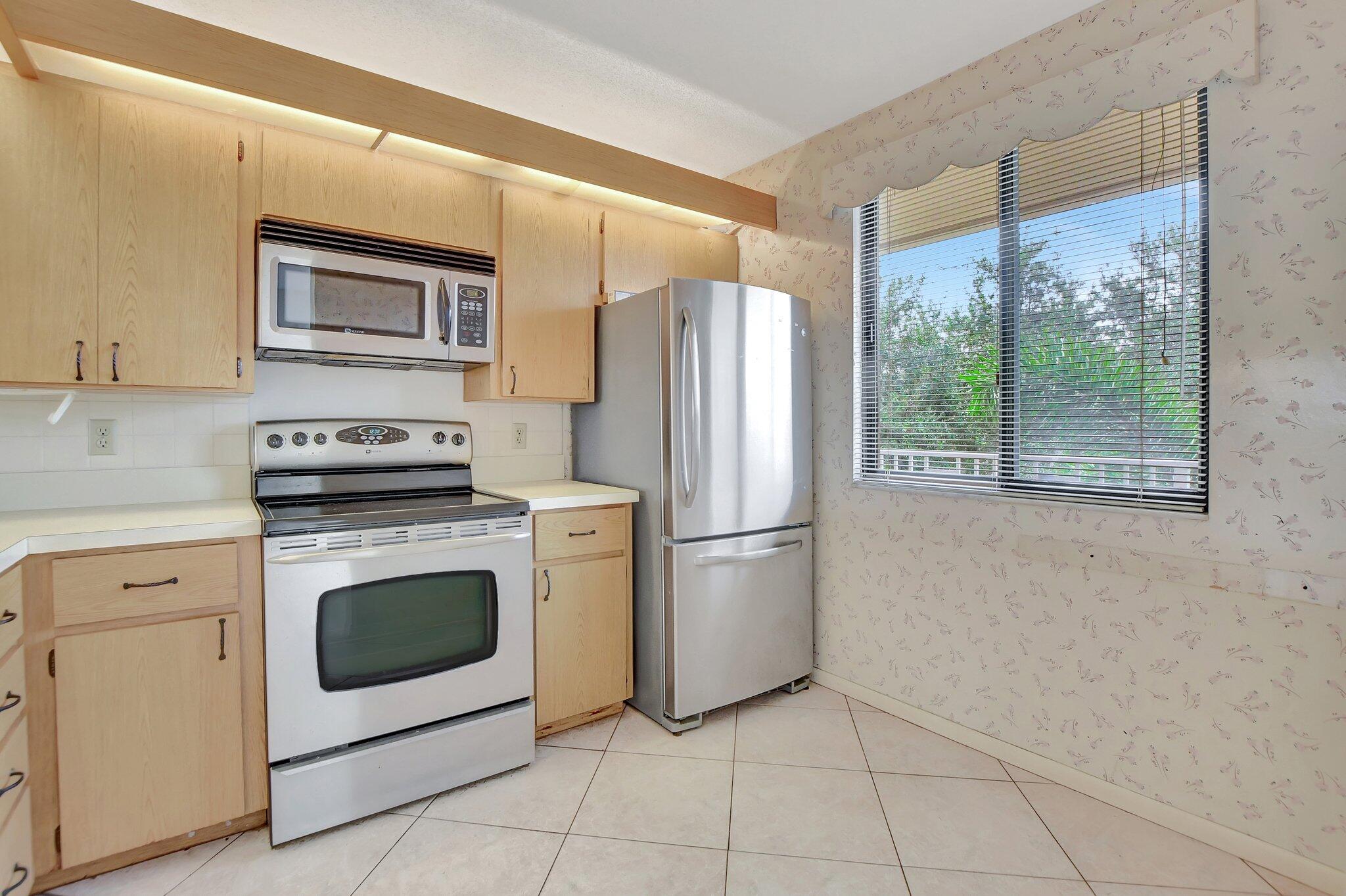 6145 Balboa Circle 405