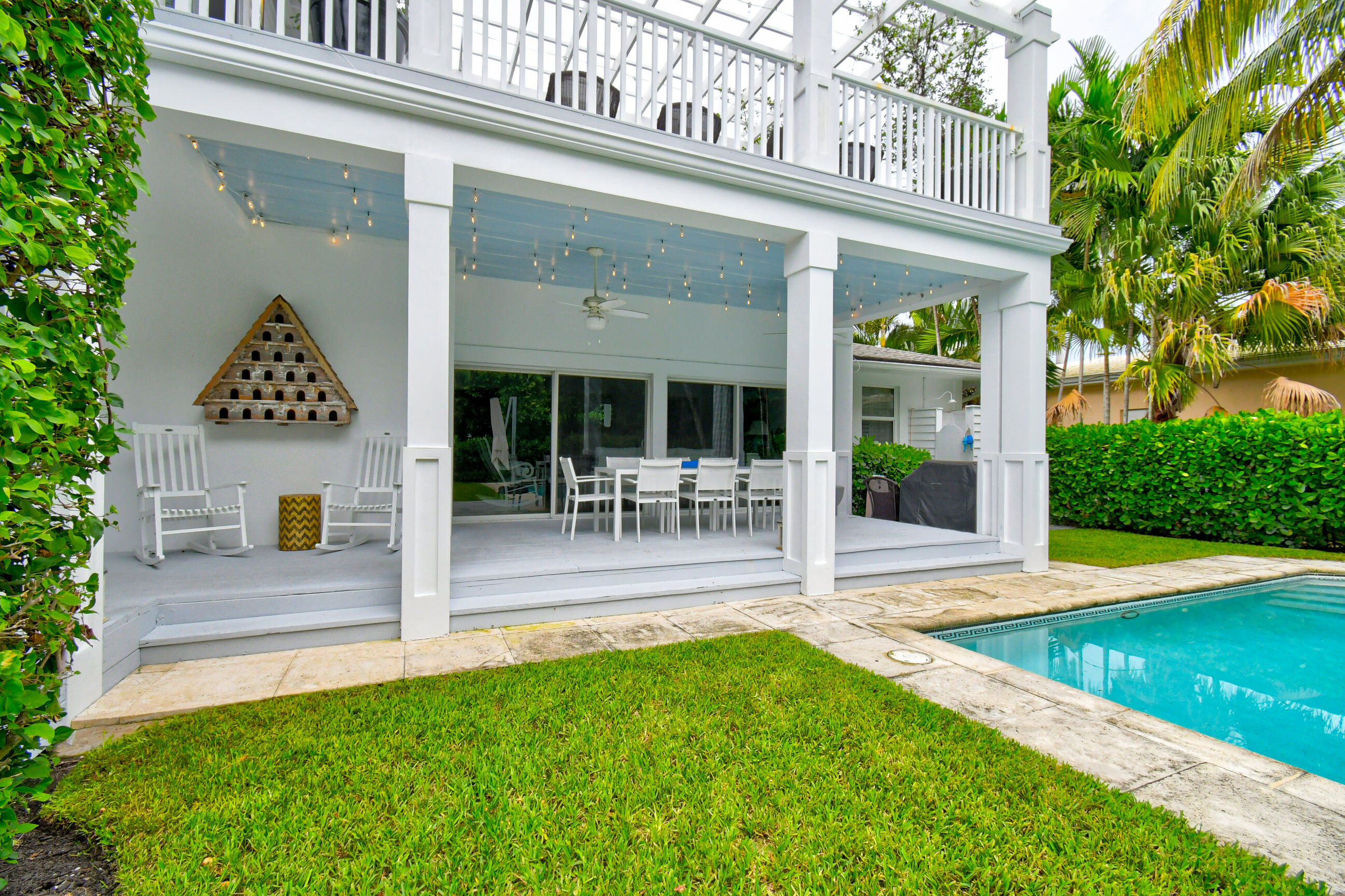 1110 Seaspray Avenue