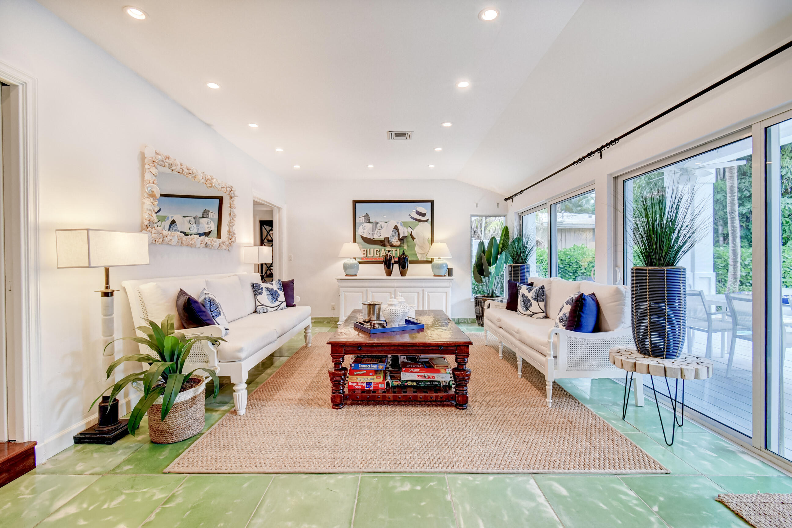 1110 Seaspray Avenue