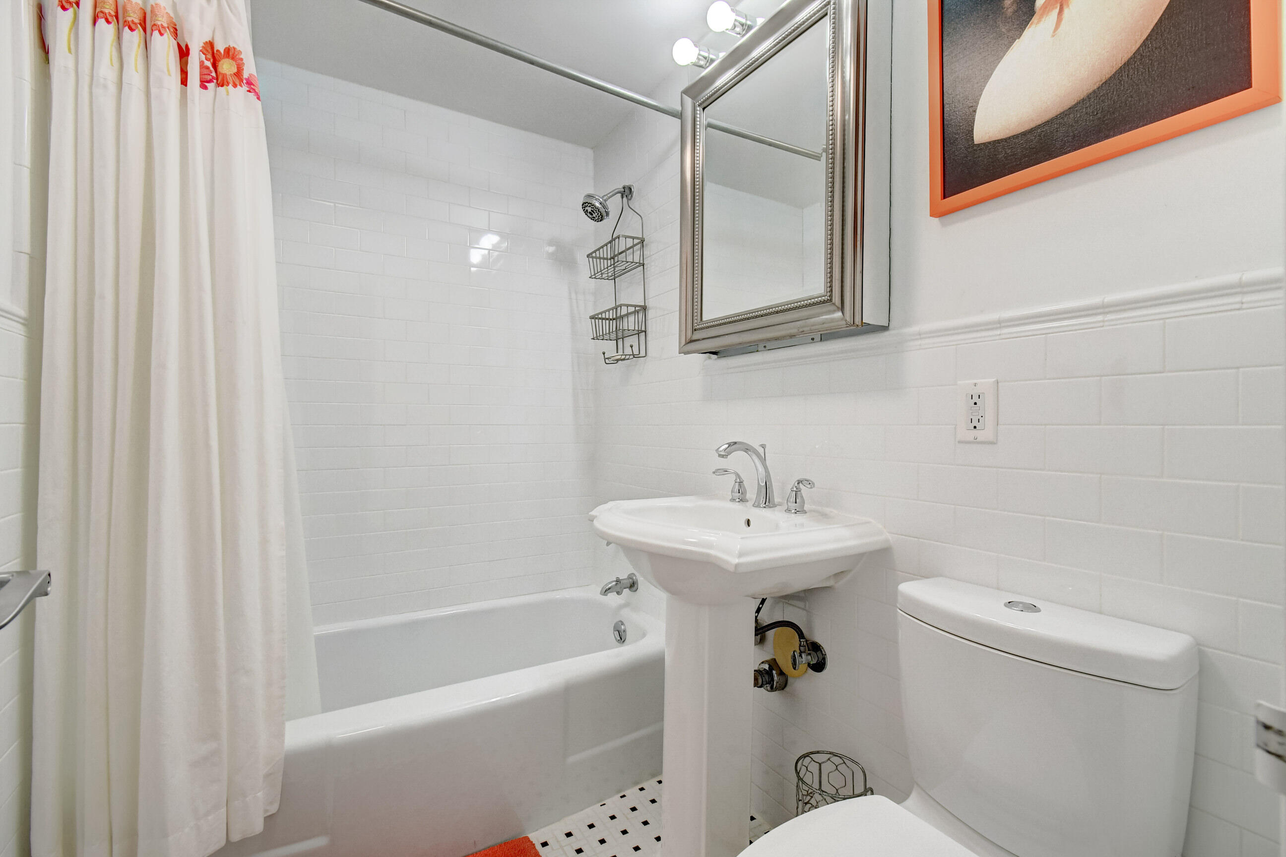 1110 Seaspray Avenue