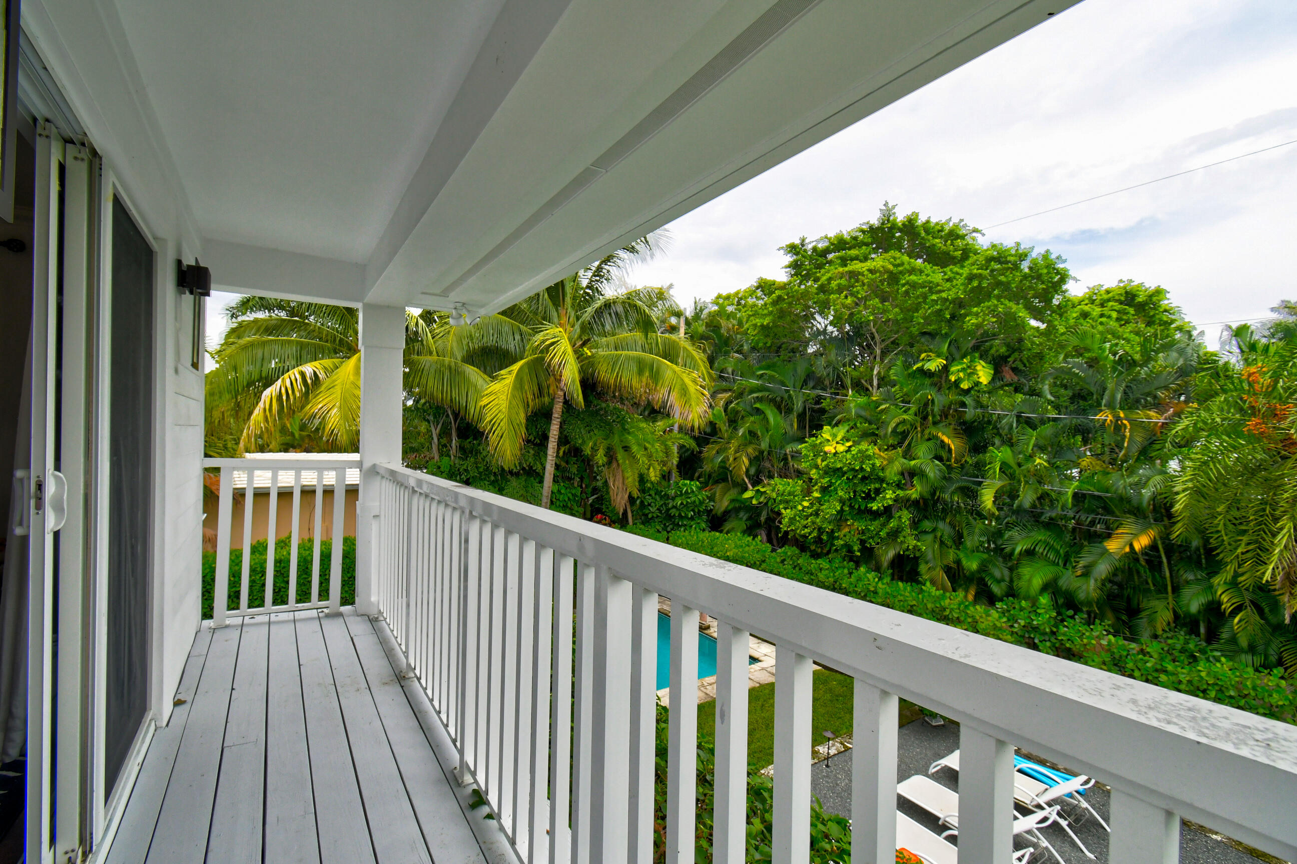 1110 Seaspray Avenue