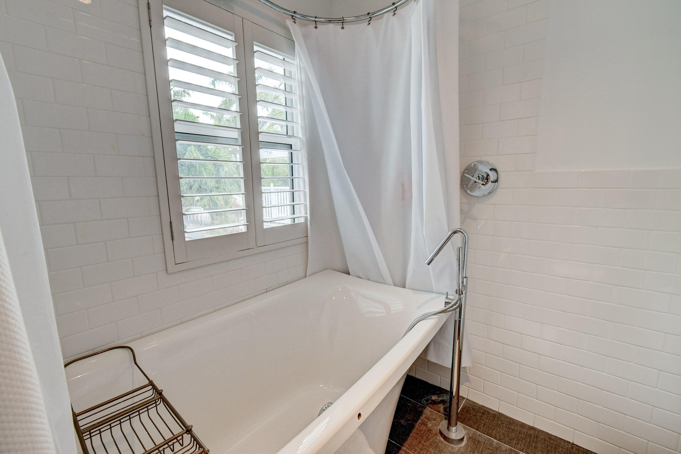 1110 Seaspray Avenue