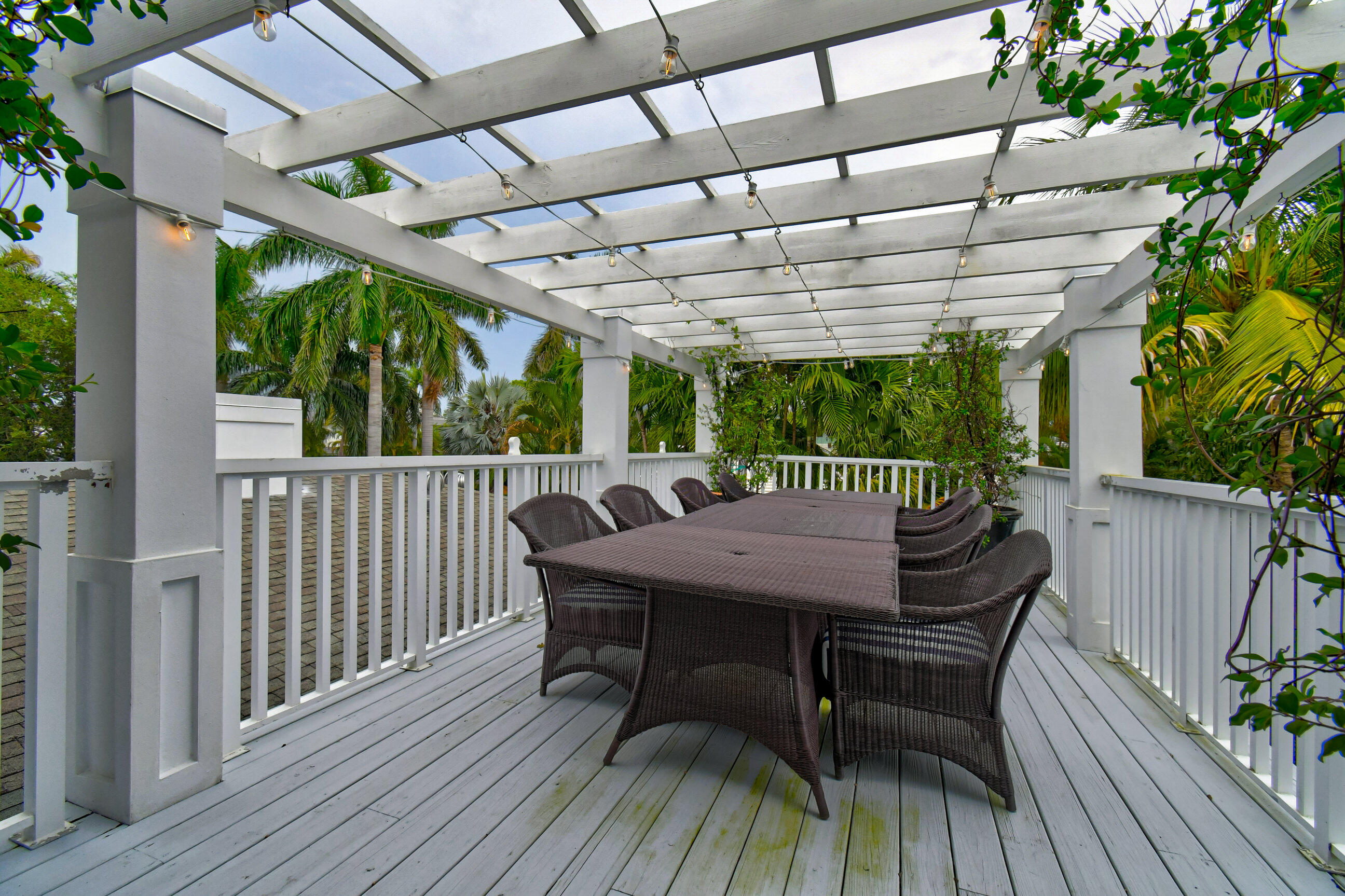 1110 Seaspray Avenue