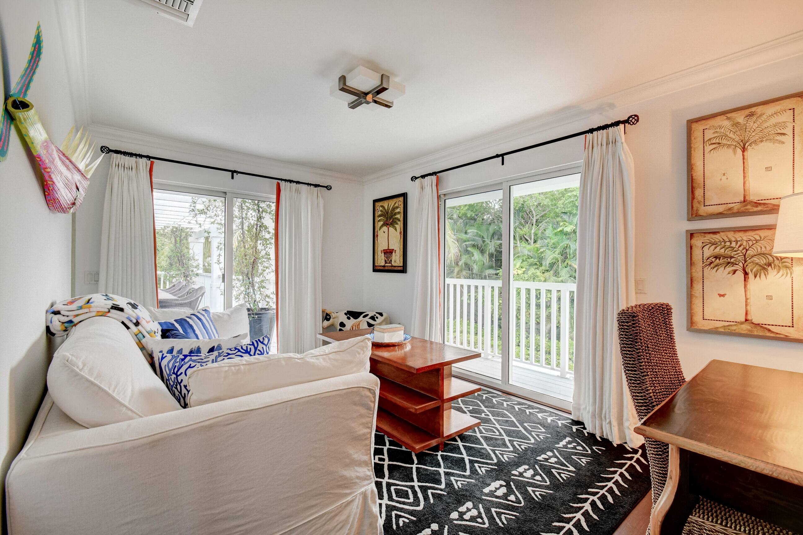 1110 Seaspray Avenue