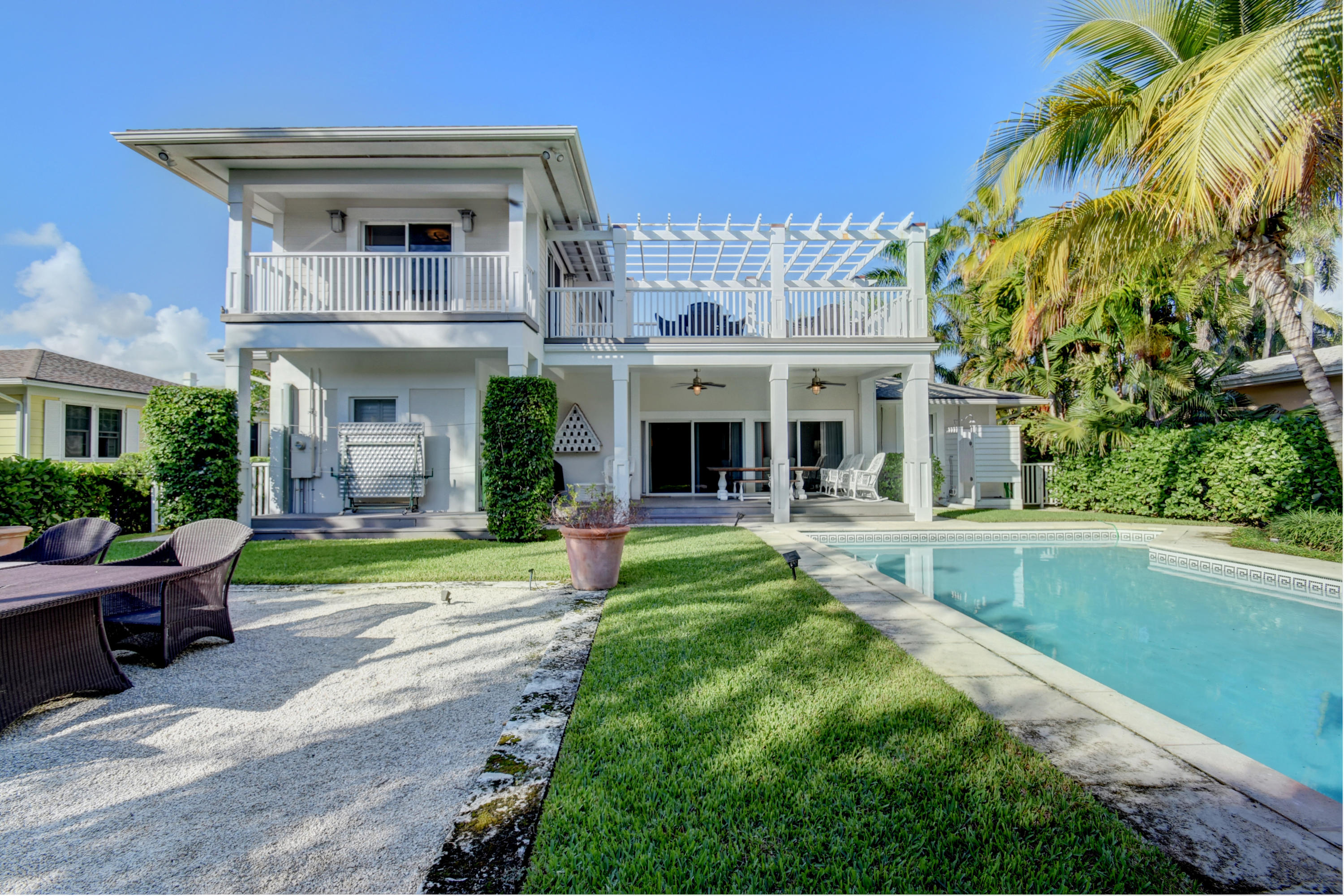 1110 Seaspray Avenue