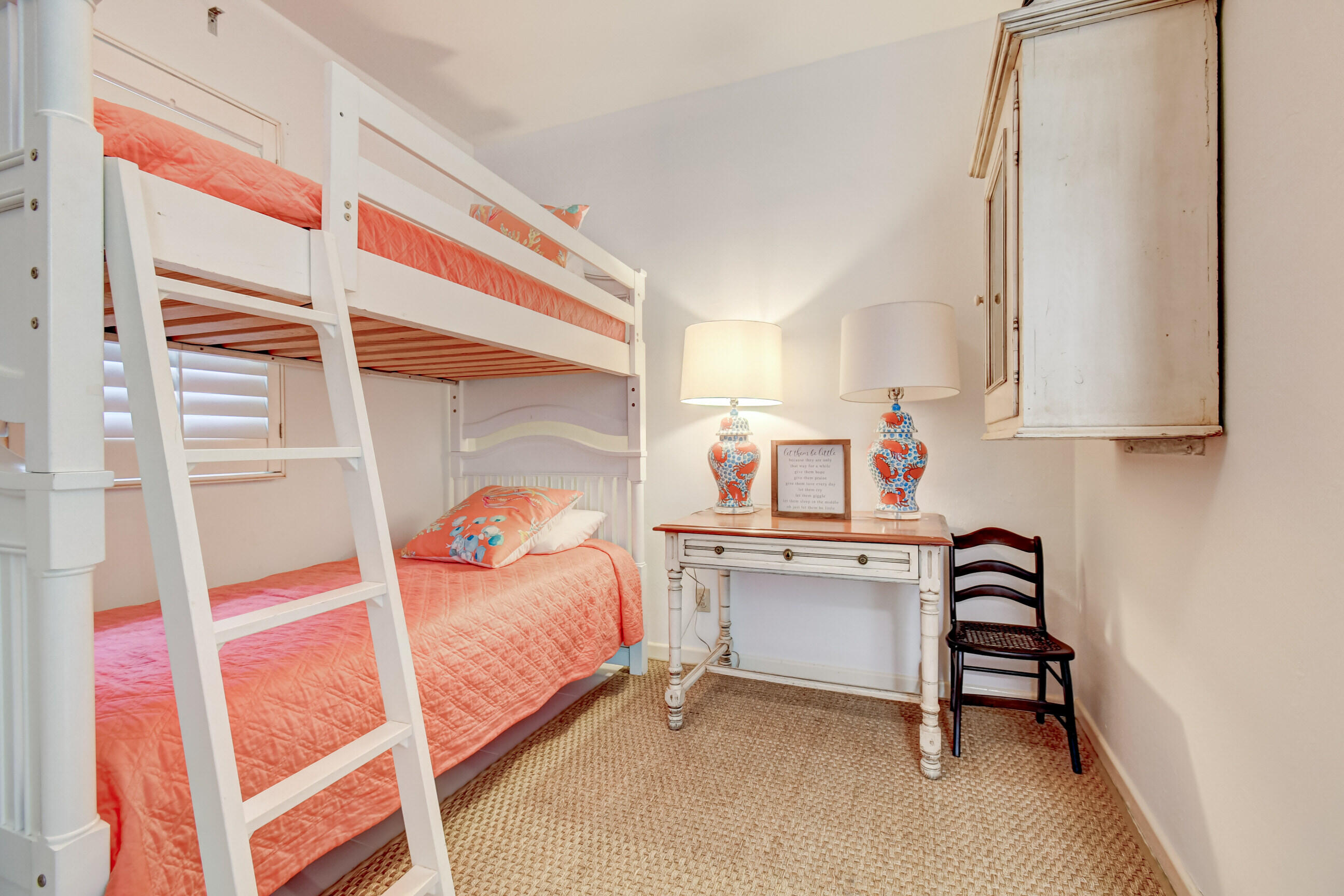 1110 Seaspray Avenue