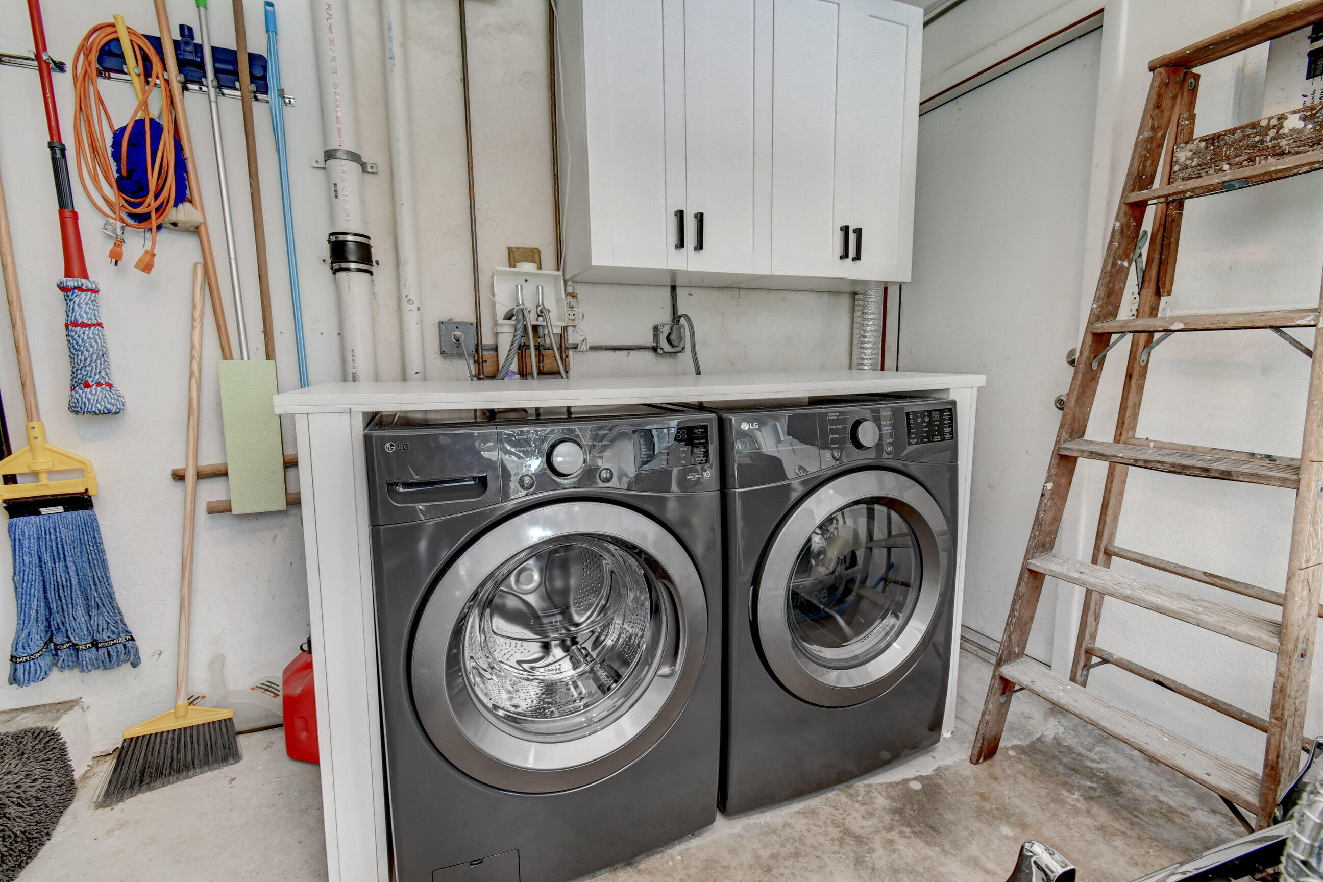 1110 Seaspray Avenue