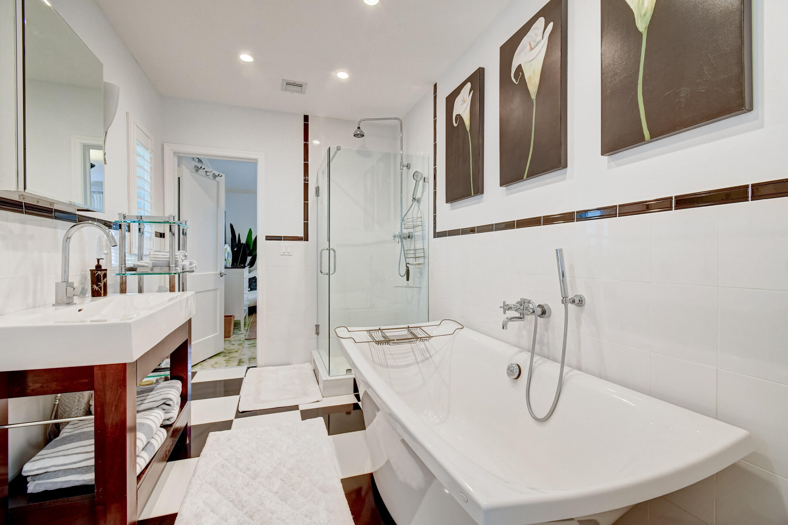 1110 Seaspray Avenue