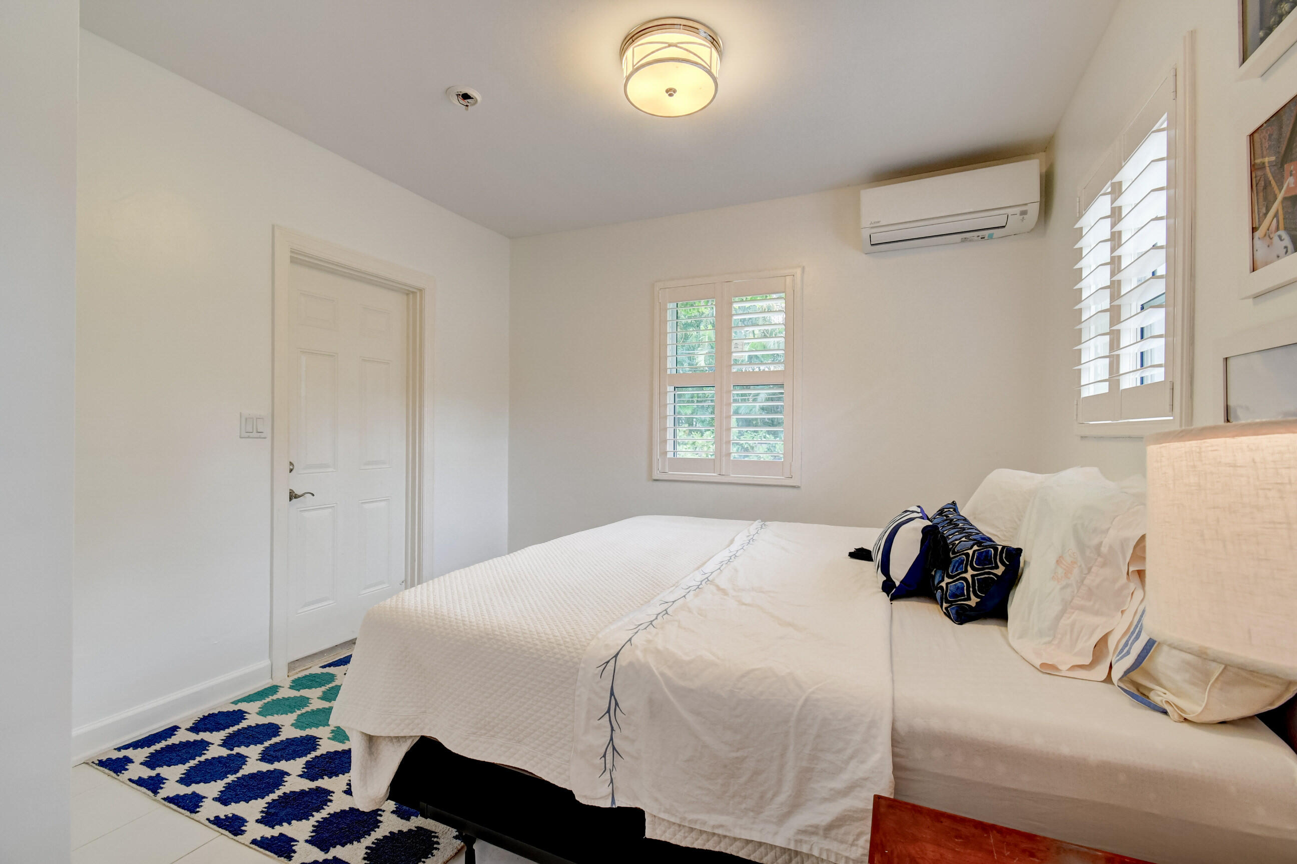 1110 Seaspray Avenue