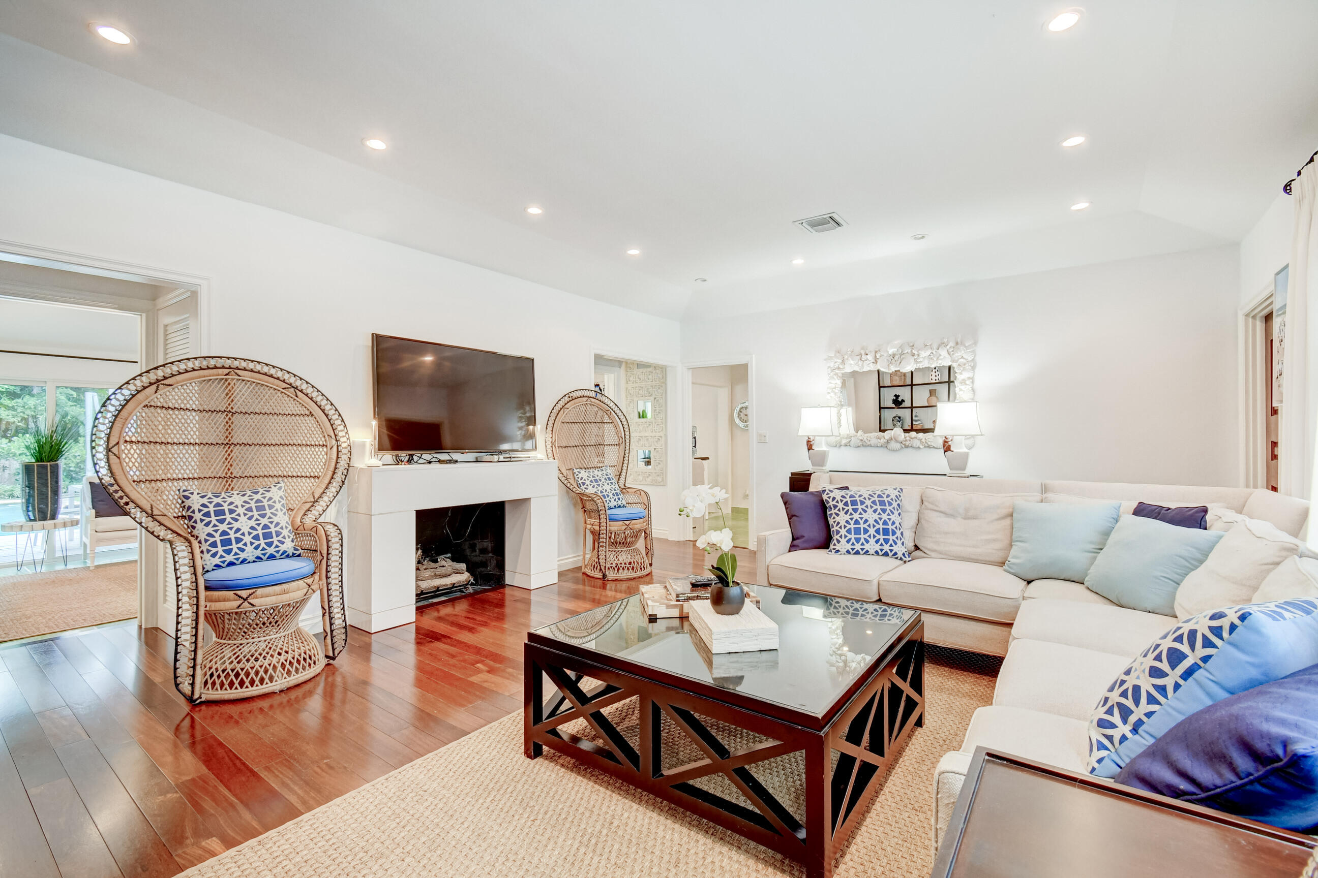 1110 Seaspray Avenue