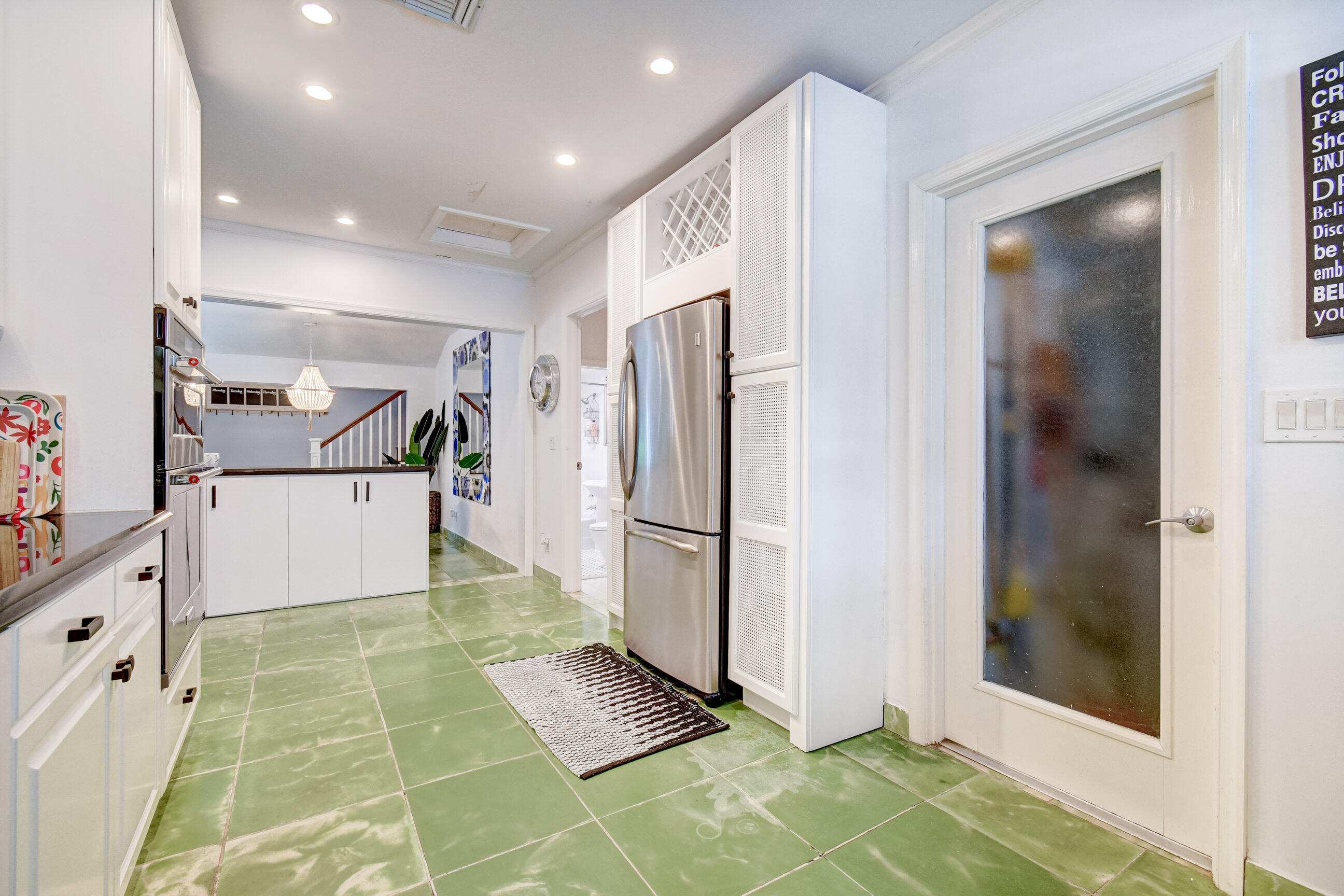 1110 Seaspray Avenue