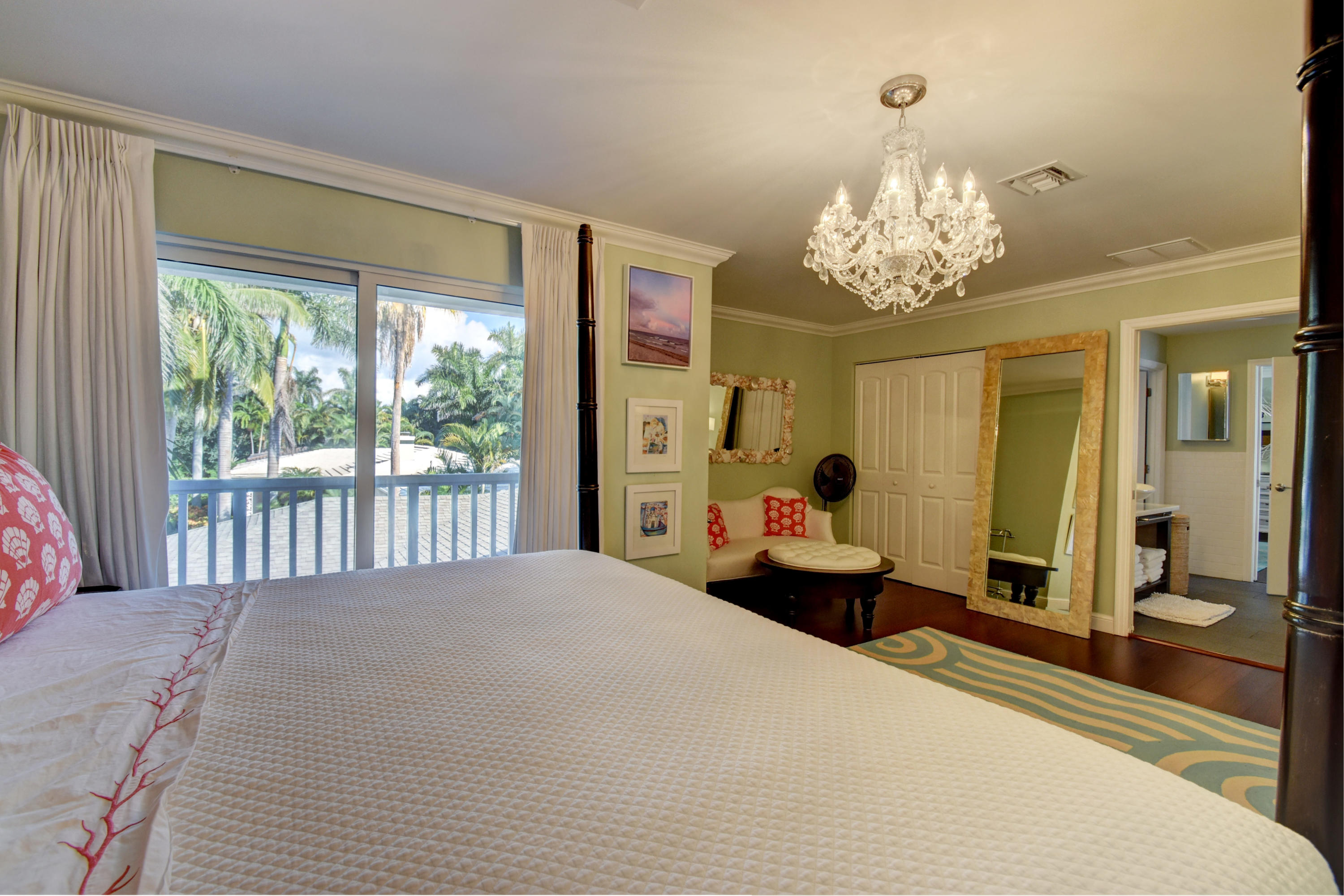 1110 Seaspray Avenue