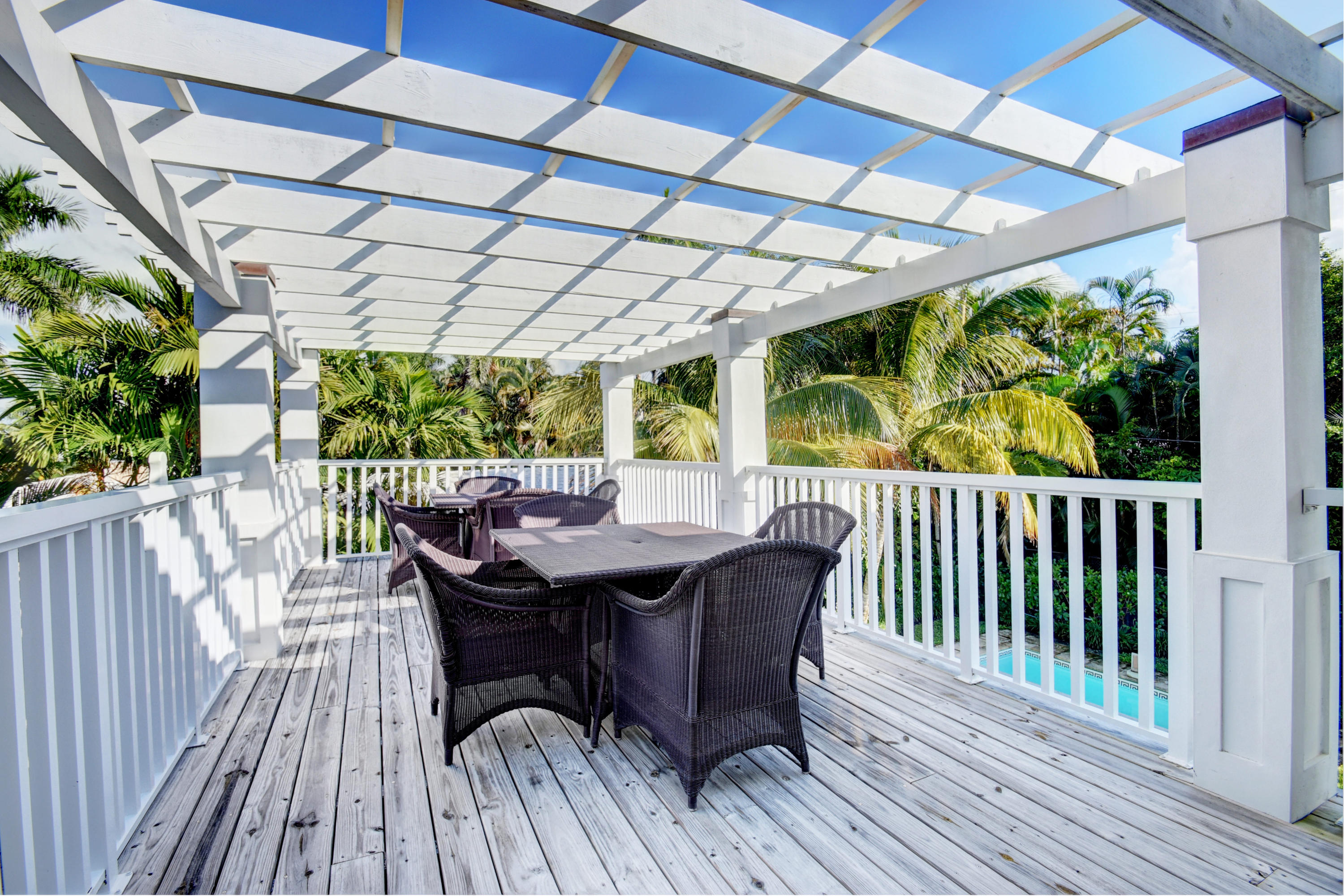 1110 Seaspray Avenue