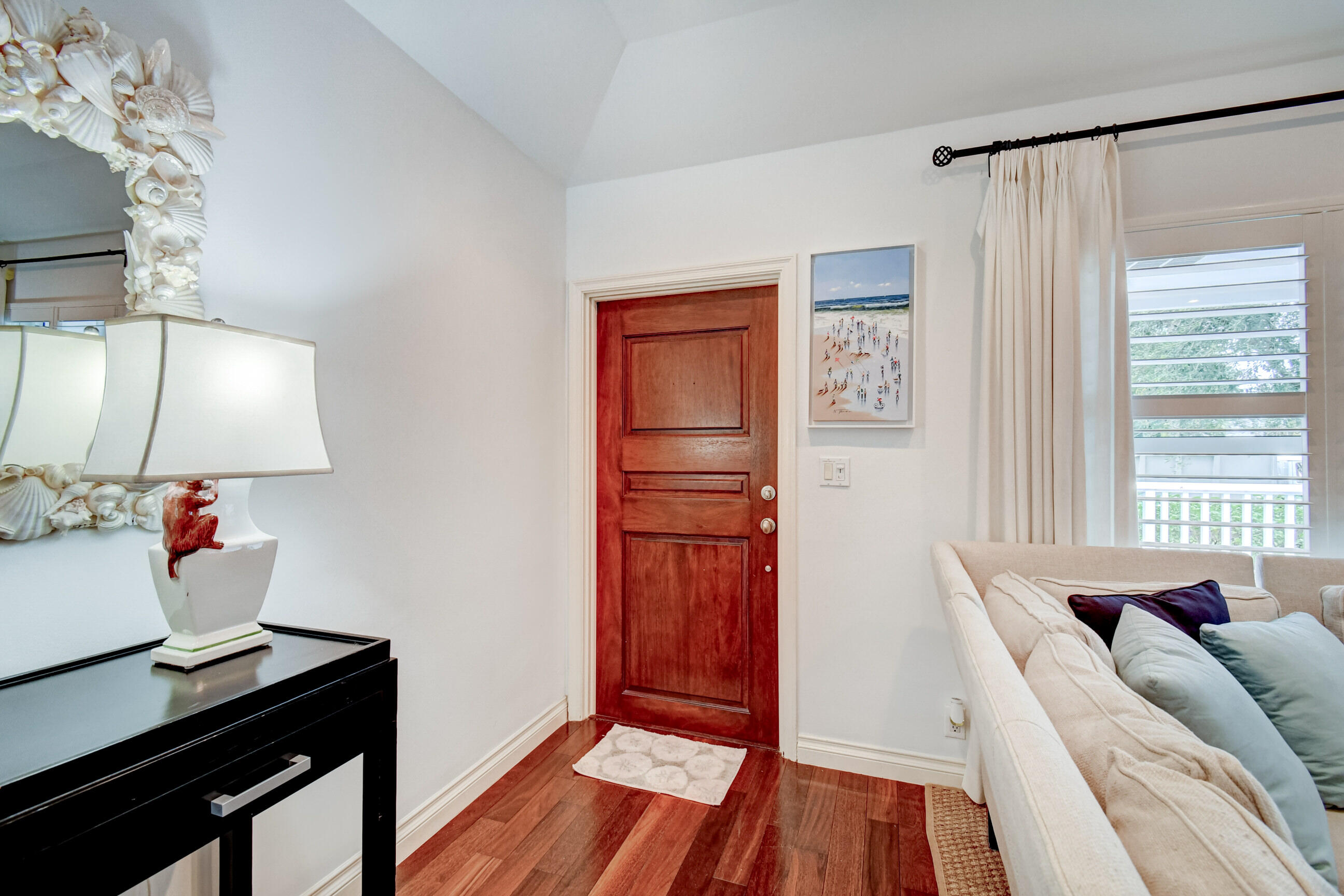 1110 Seaspray Avenue