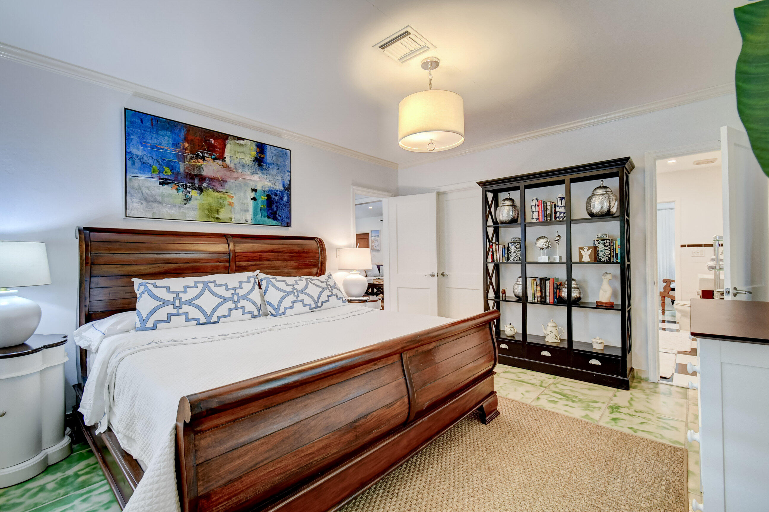 1110 Seaspray Avenue