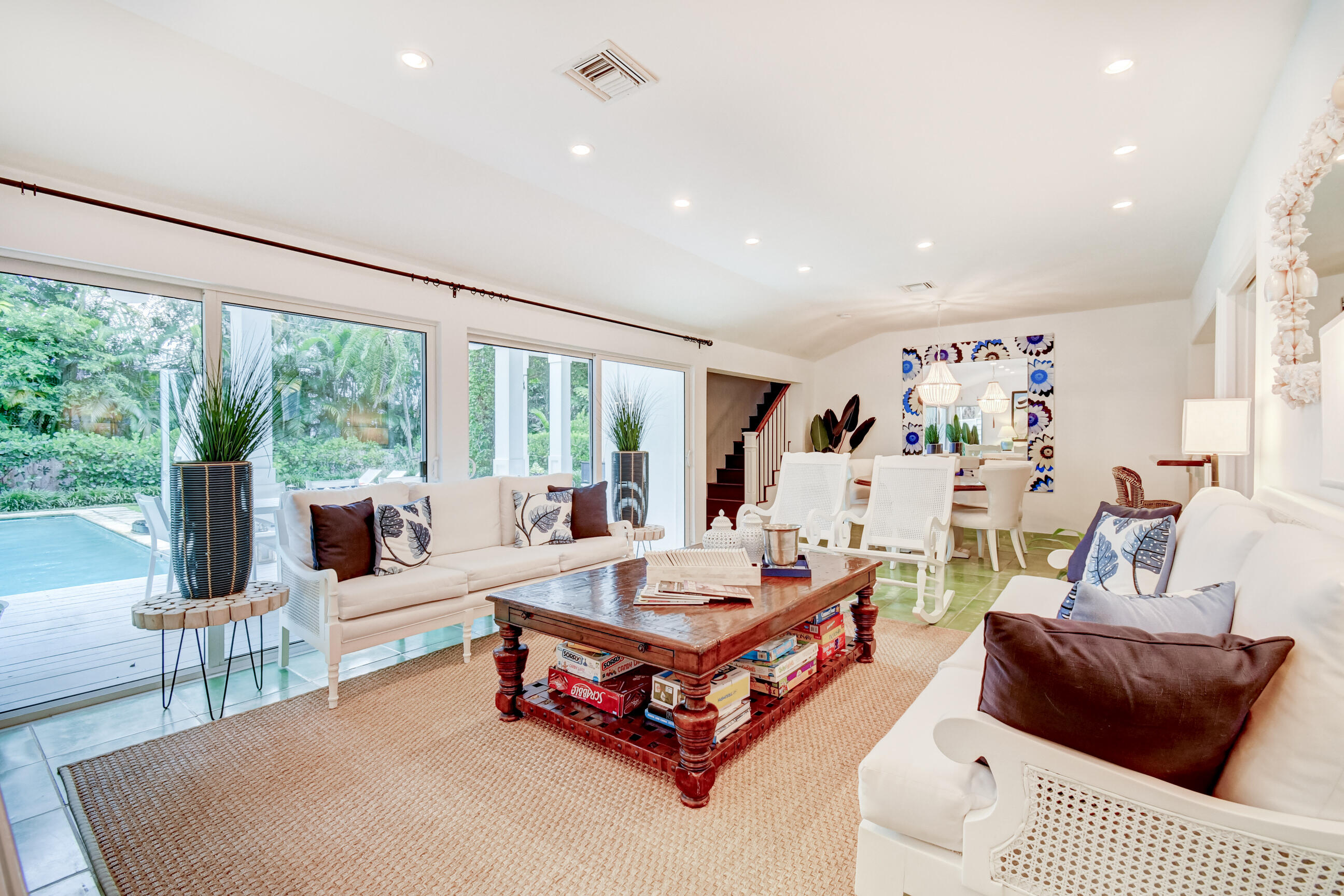 1110 Seaspray Avenue