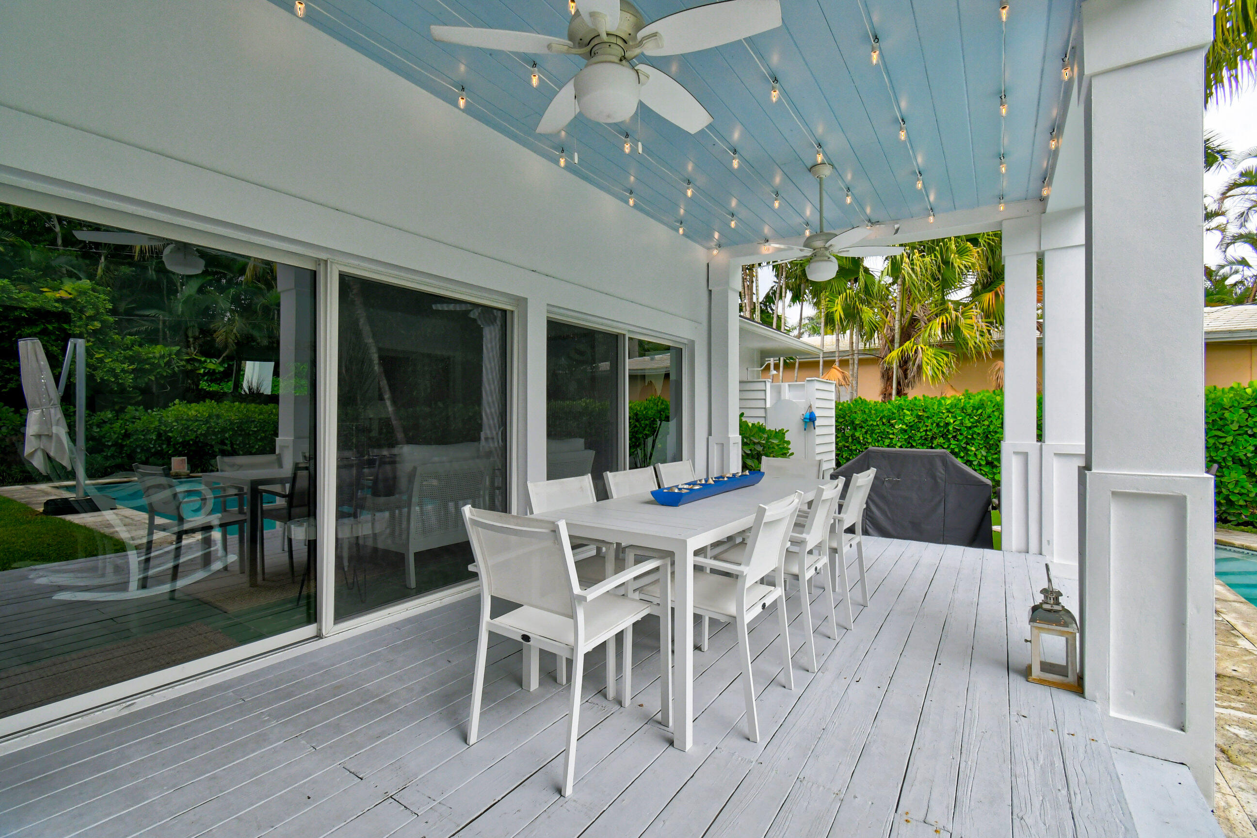 1110 Seaspray Avenue