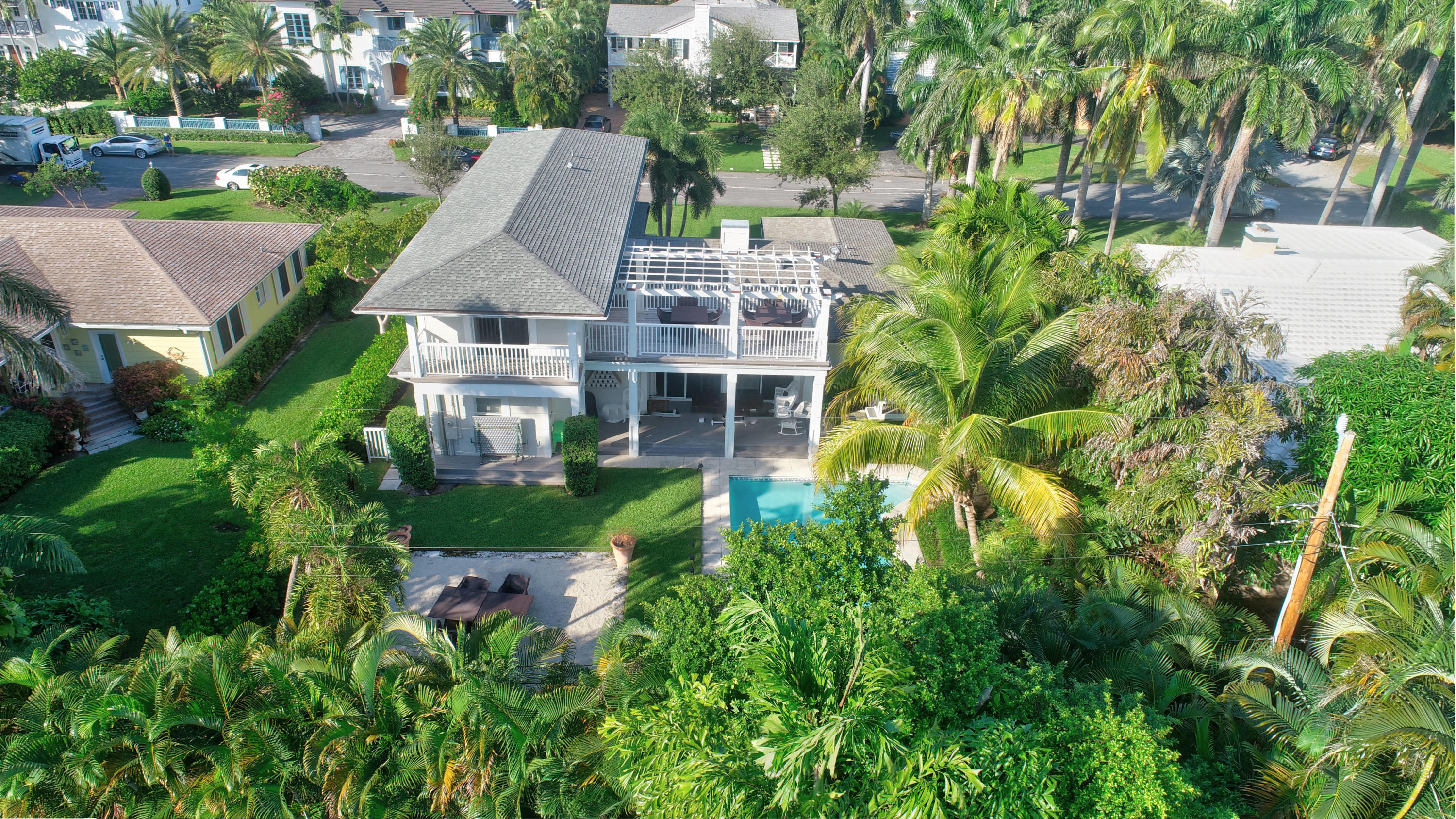 1110 Seaspray Avenue
