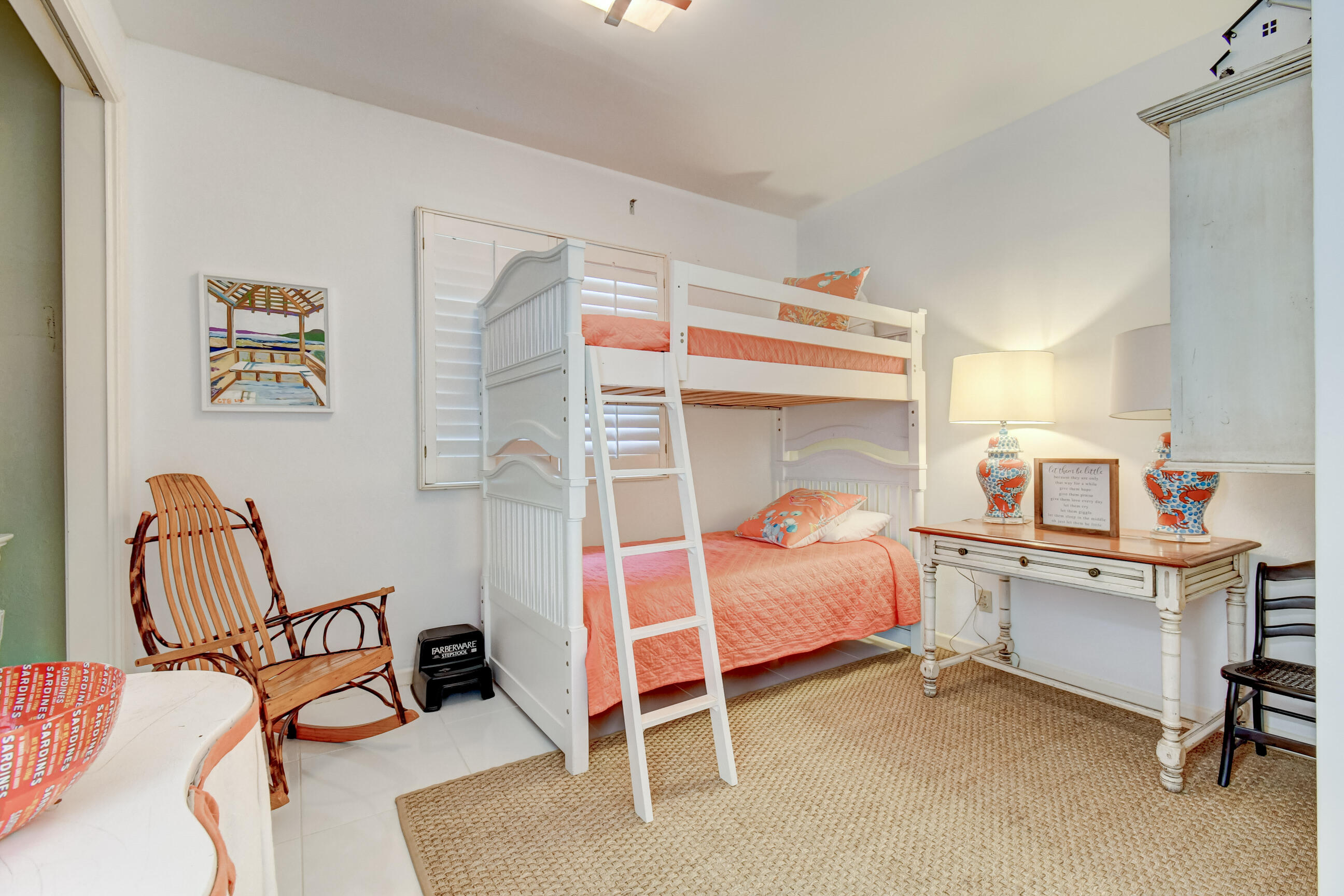 1110 Seaspray Avenue