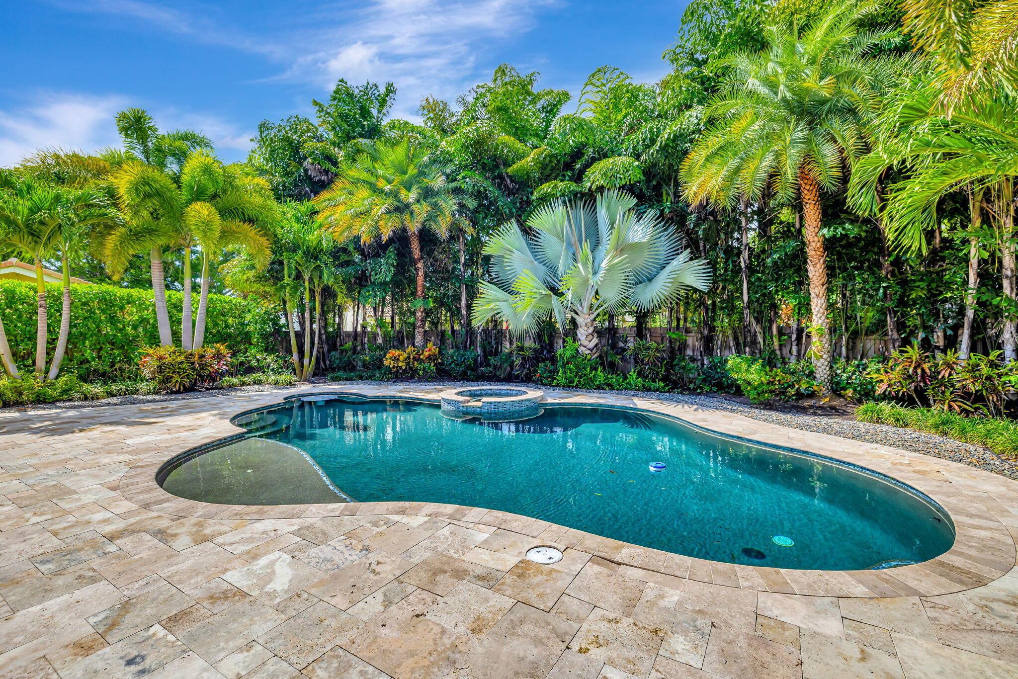 5112 Foxpointe Circle