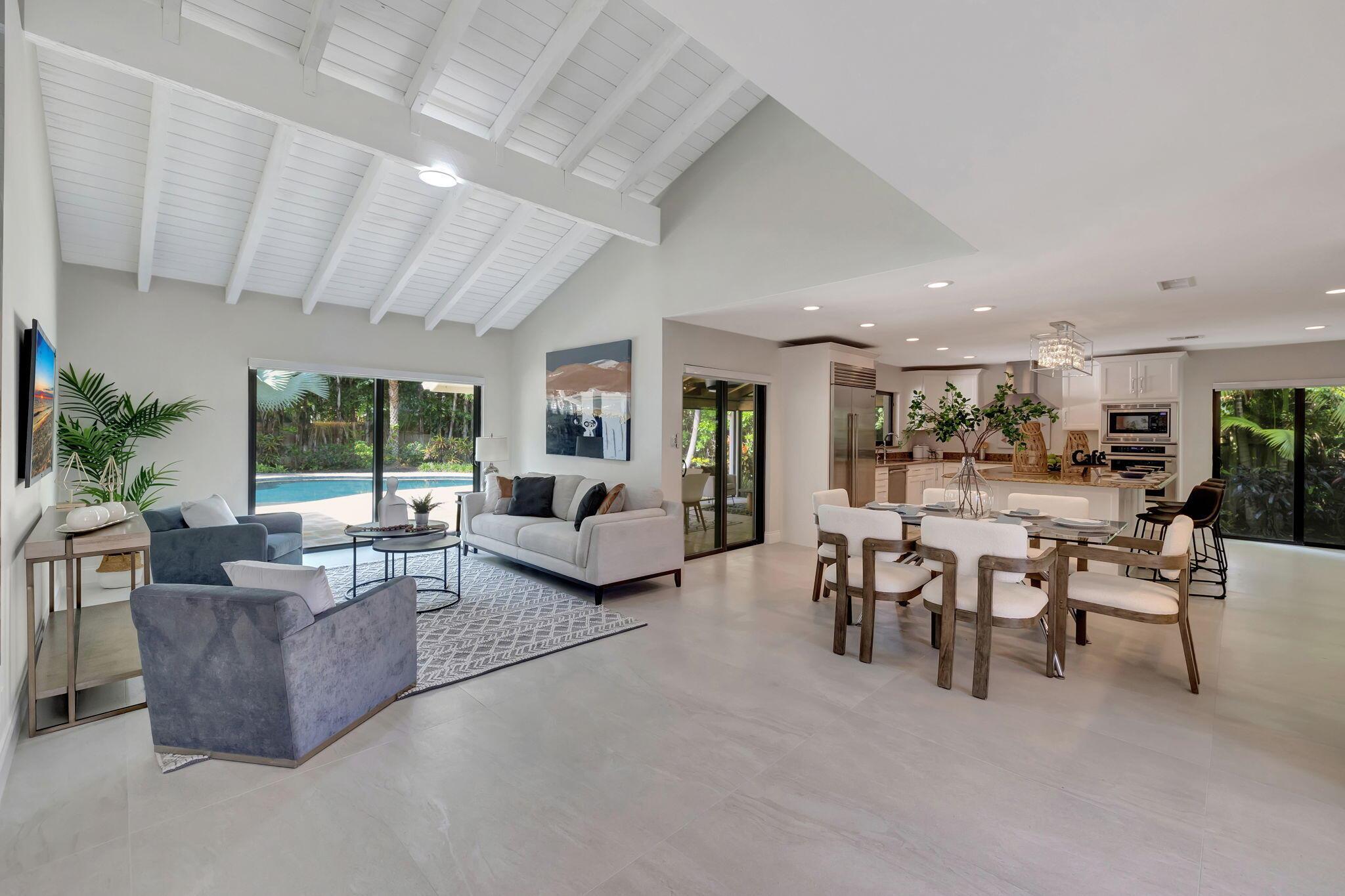 5112 Foxpointe Circle