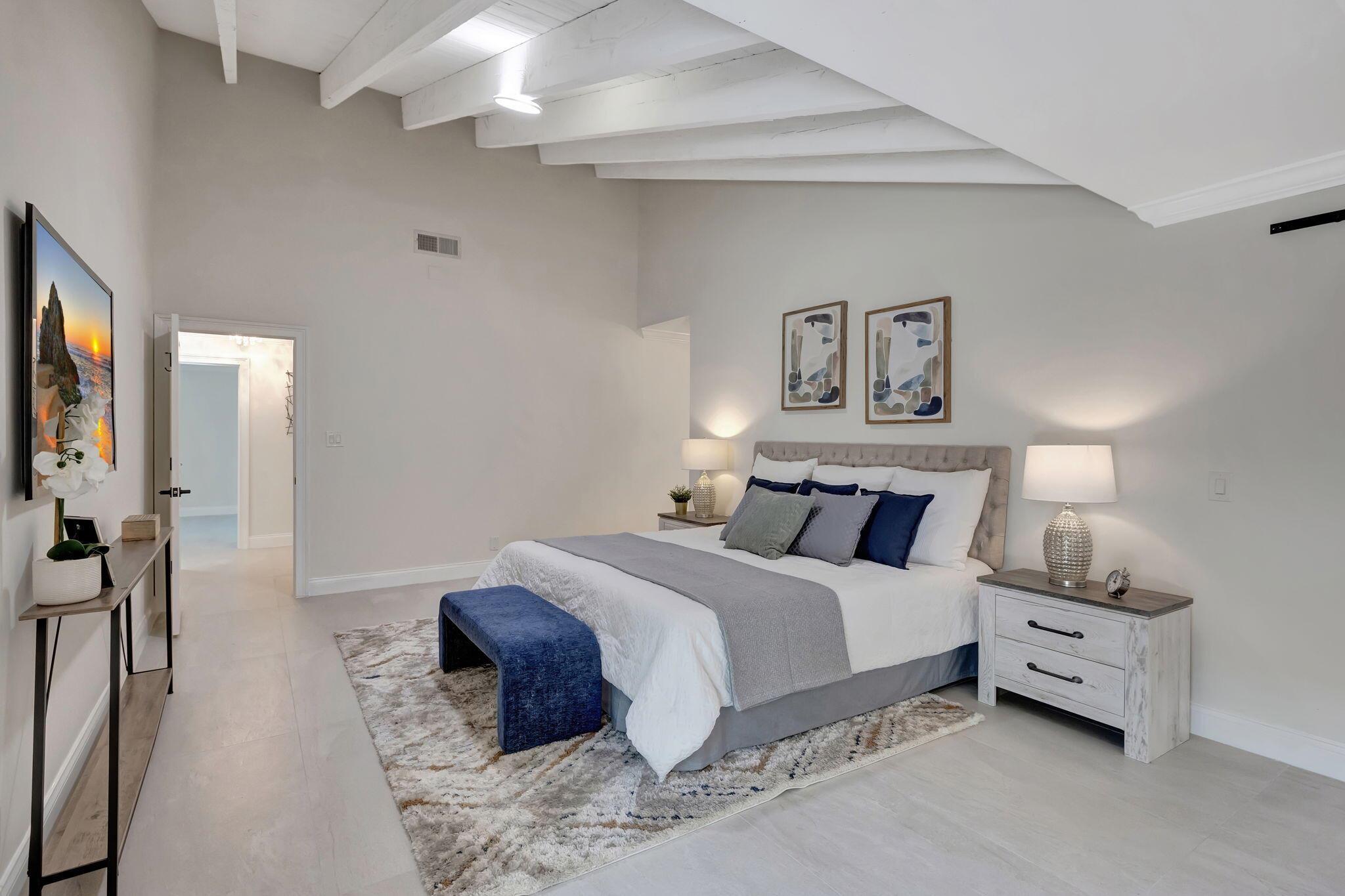 5112 Foxpointe Circle