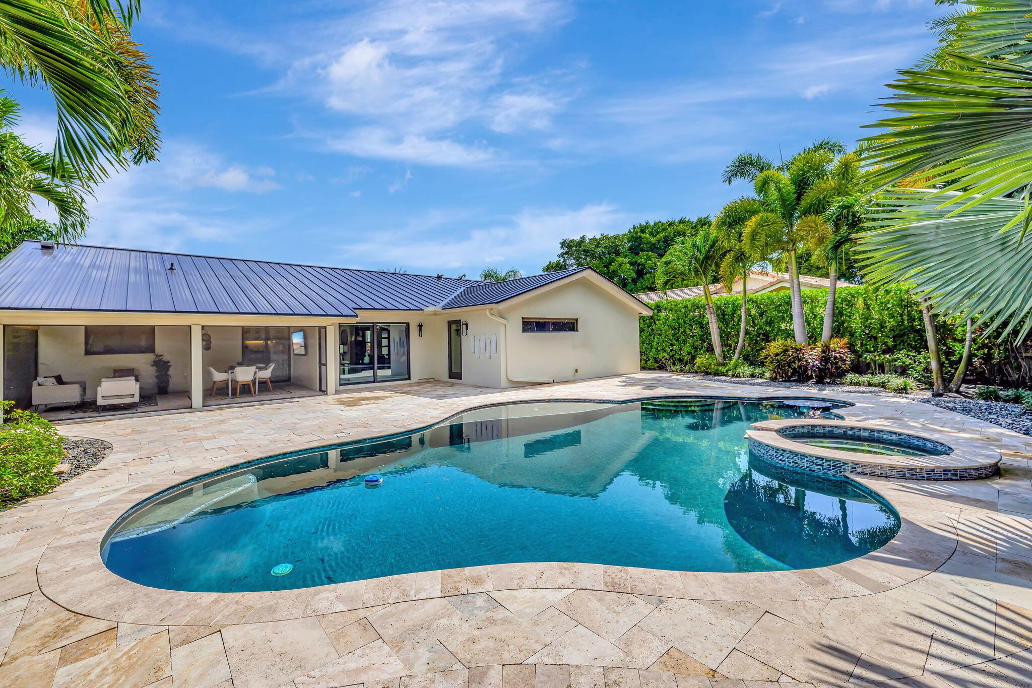 5112 Foxpointe Circle