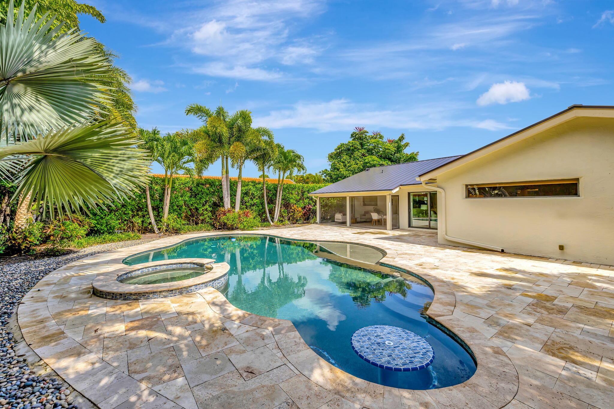 5112 Foxpointe Circle