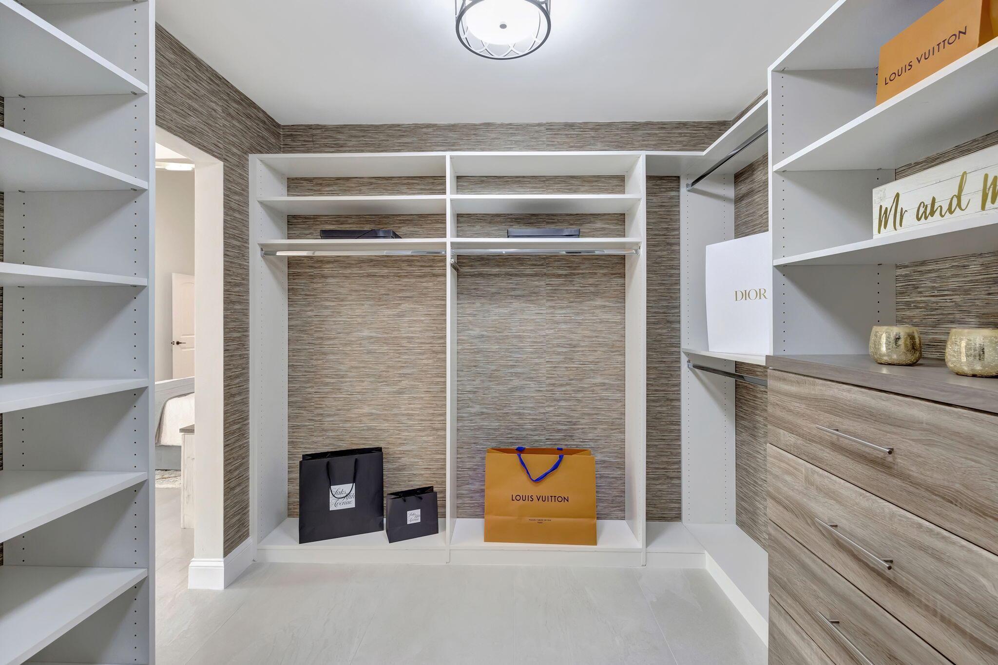 5112 Foxpointe Circle