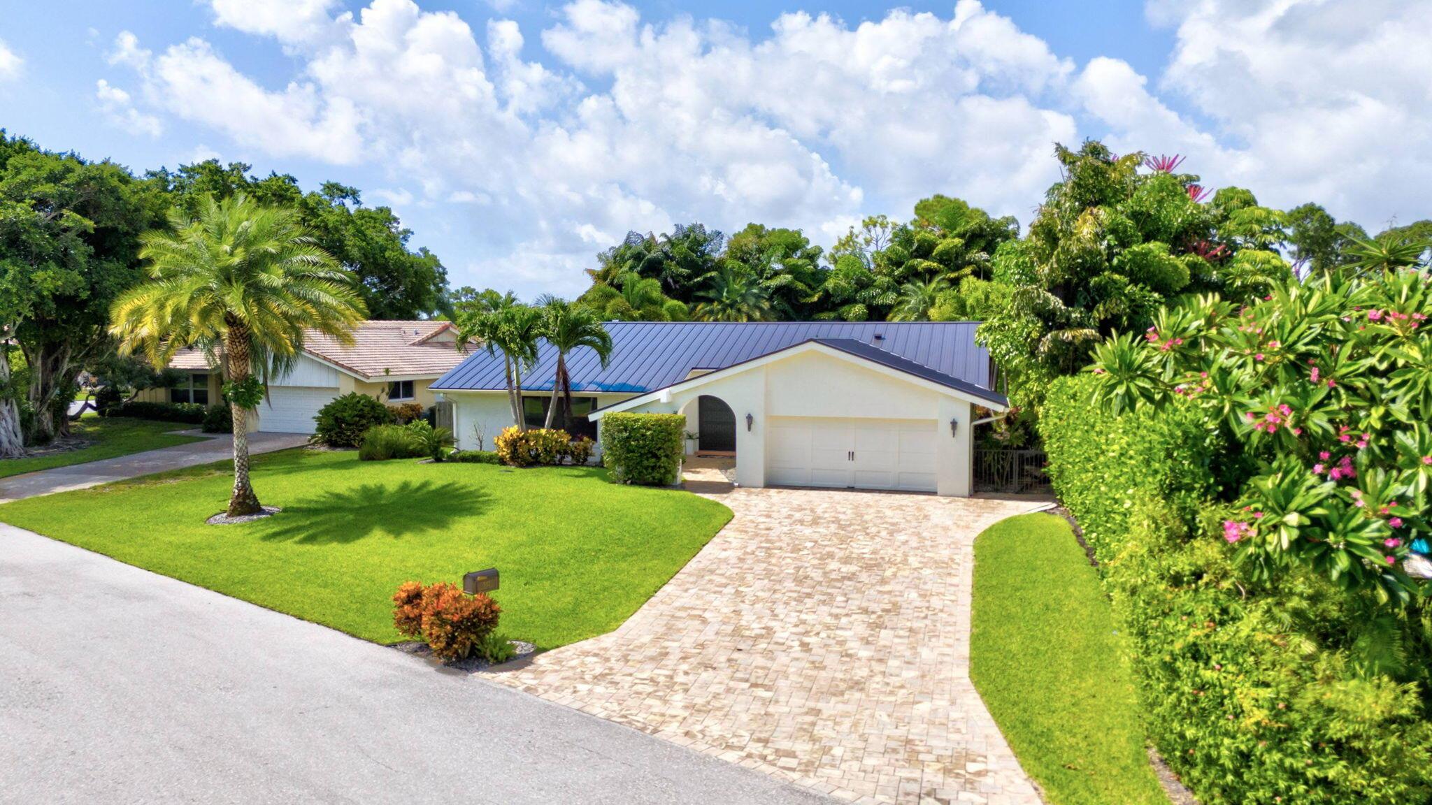 5112 Foxpointe Circle