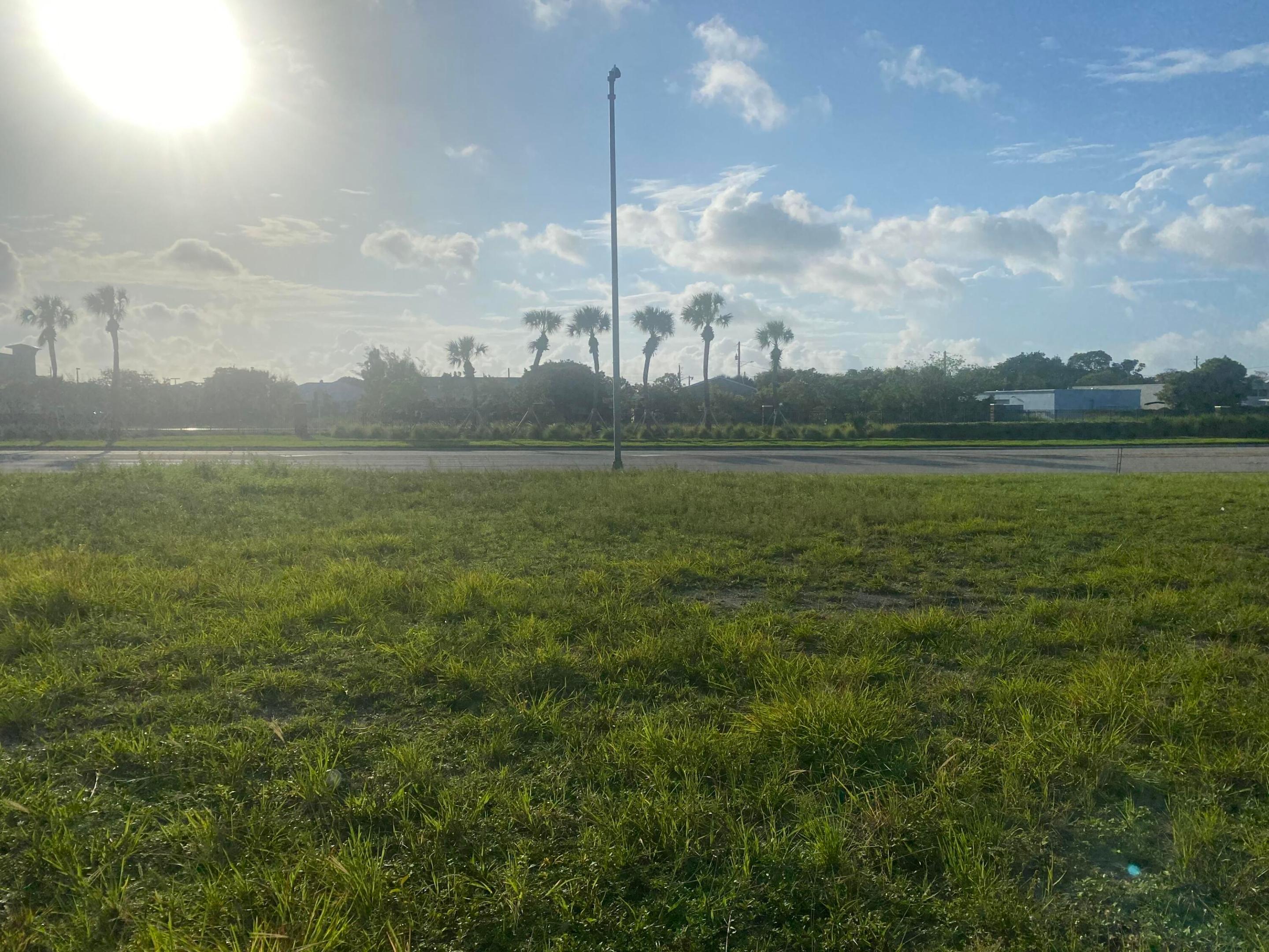 167 S Dixie Highway
