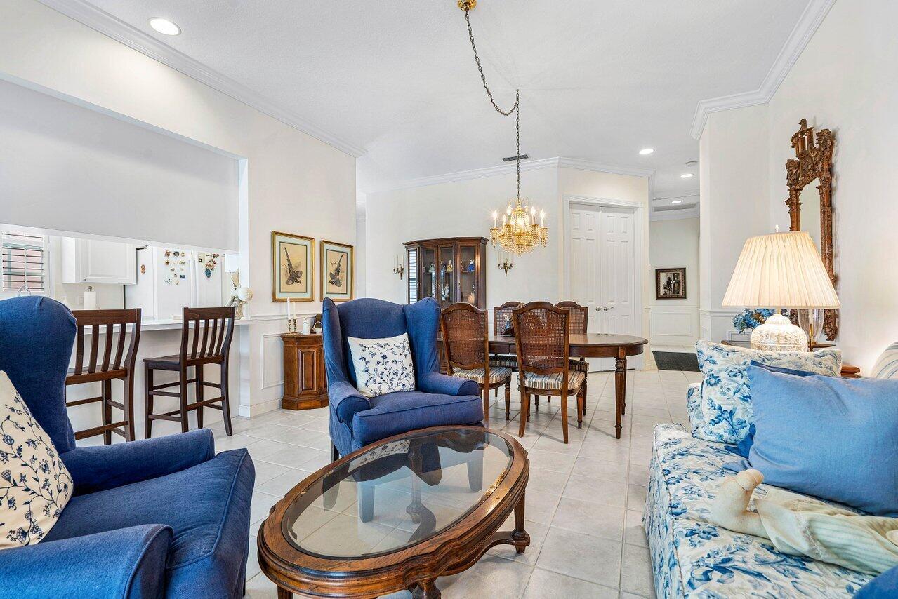4775 Lakeland Drive