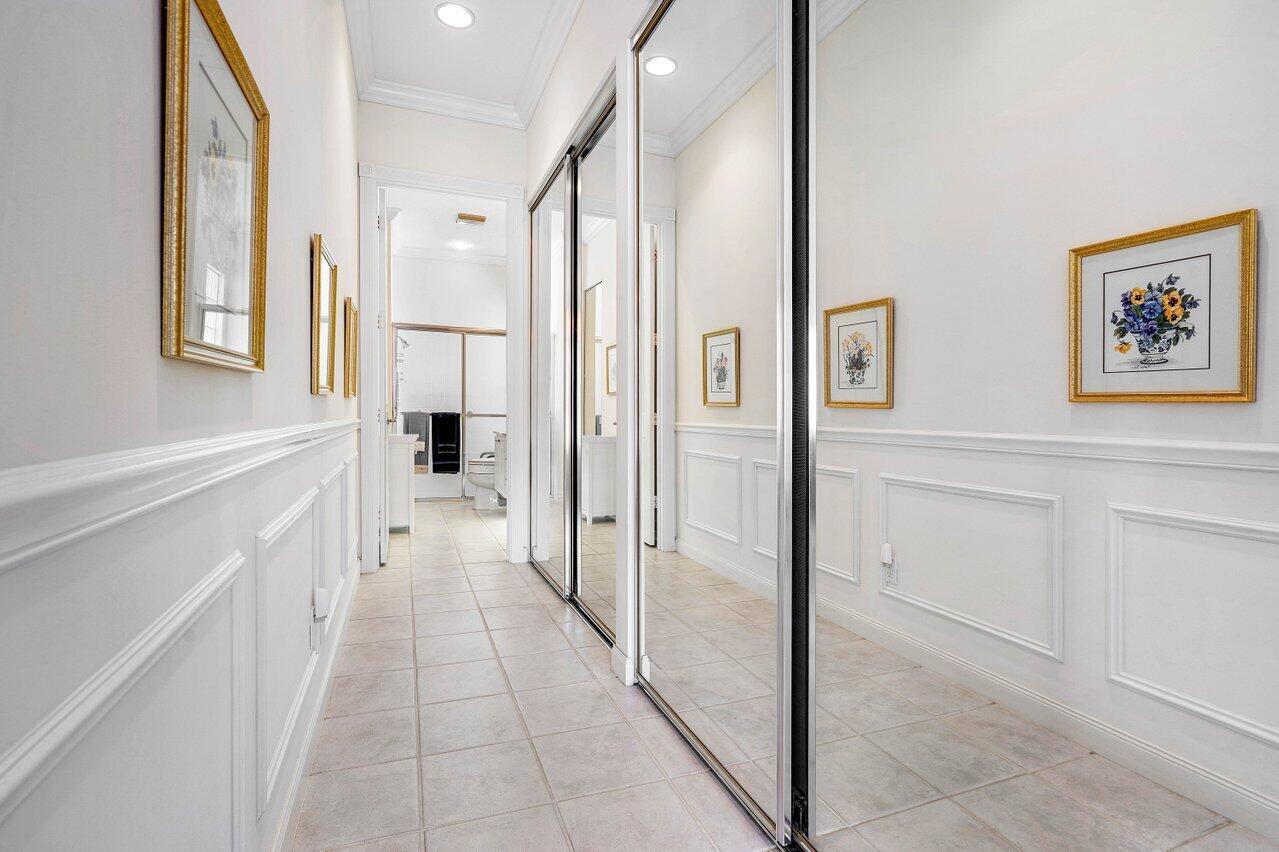 4775 Lakeland Drive