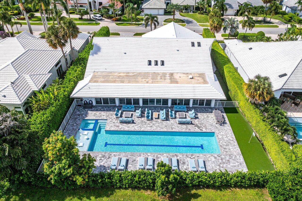 4324 Bocaire Boulevard