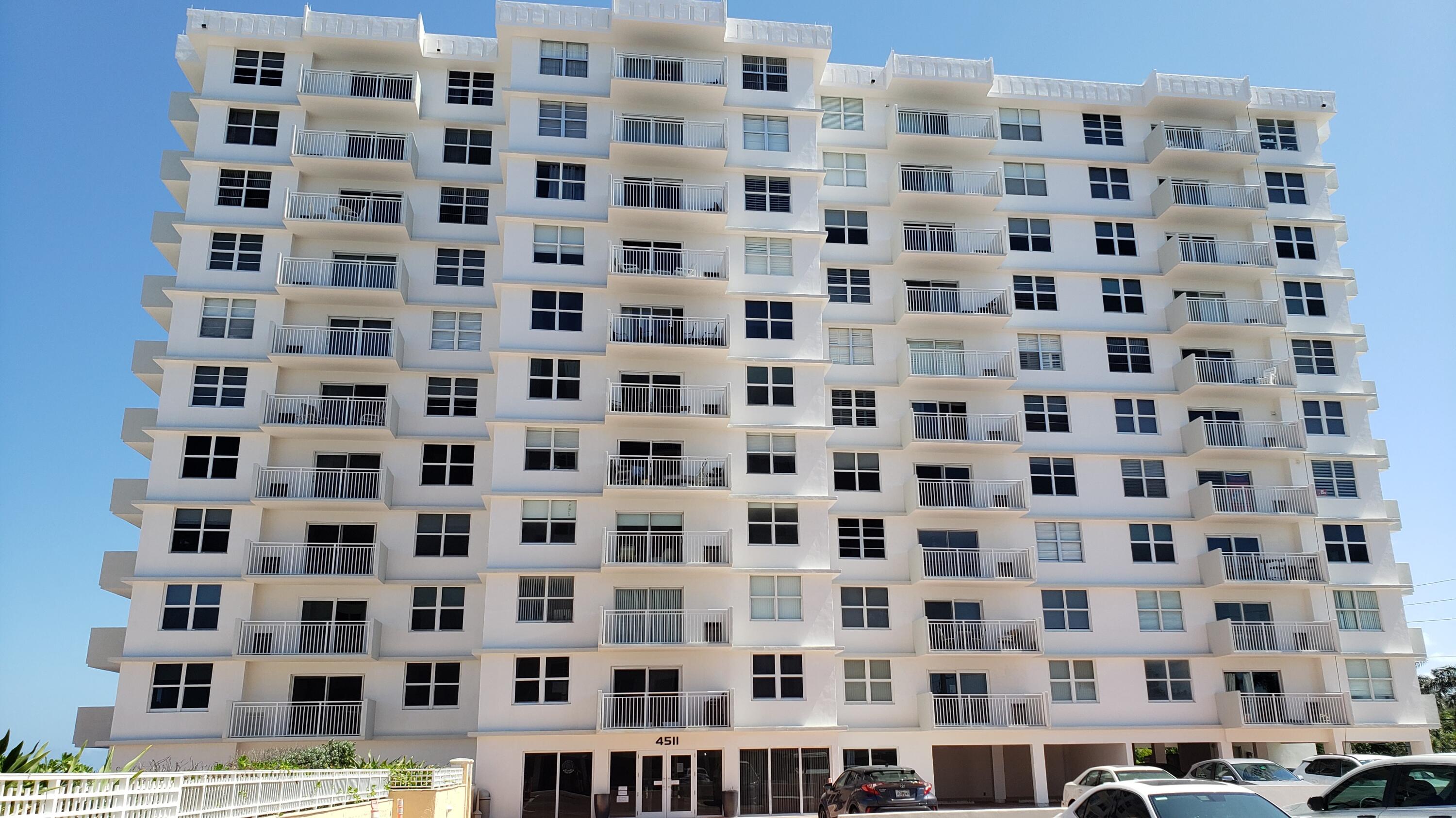 4511 S Ocean Boulevard 304
