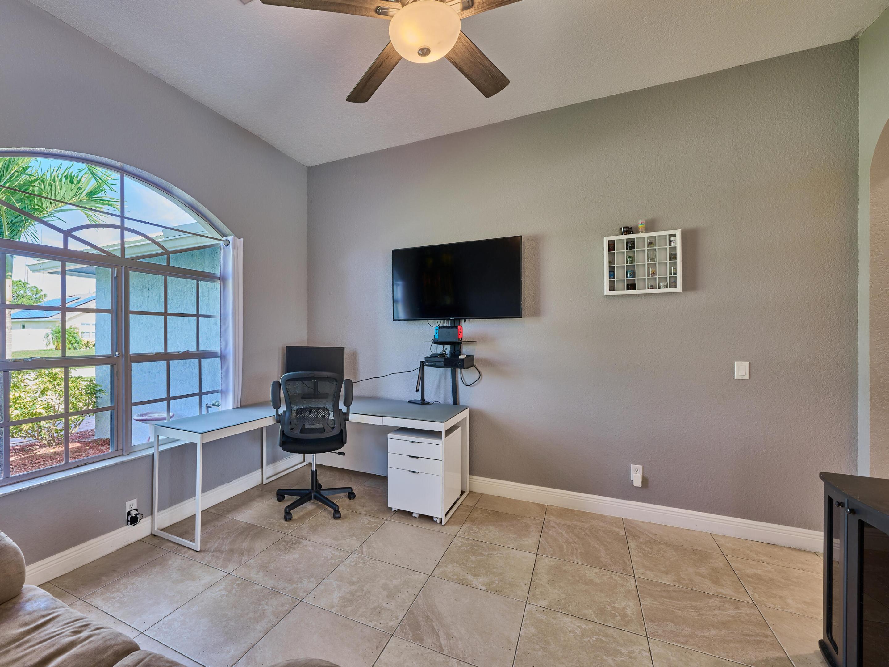 343 NW Byron Street W, Port St. Lucie