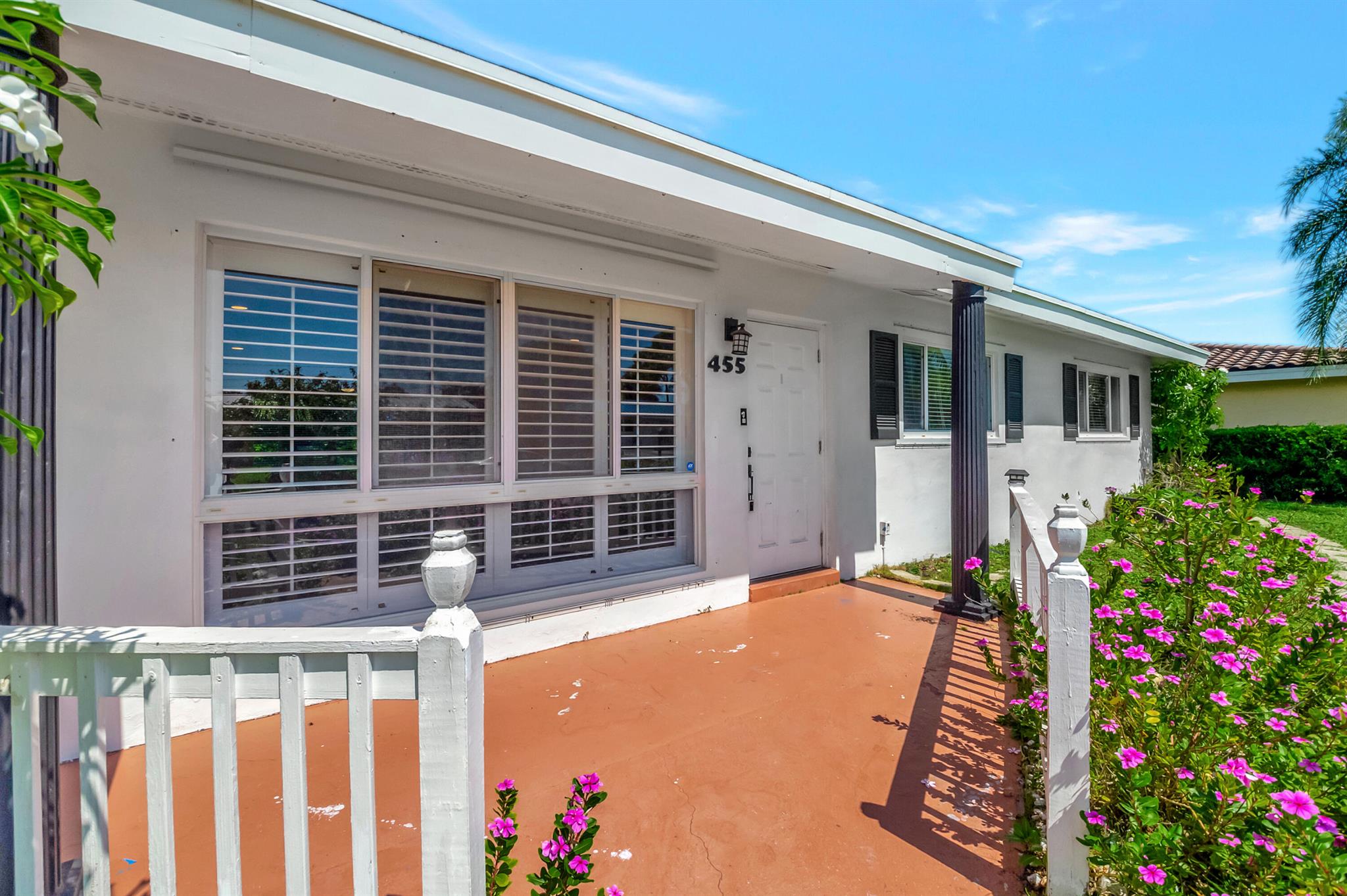 455 NE 33rd Street
