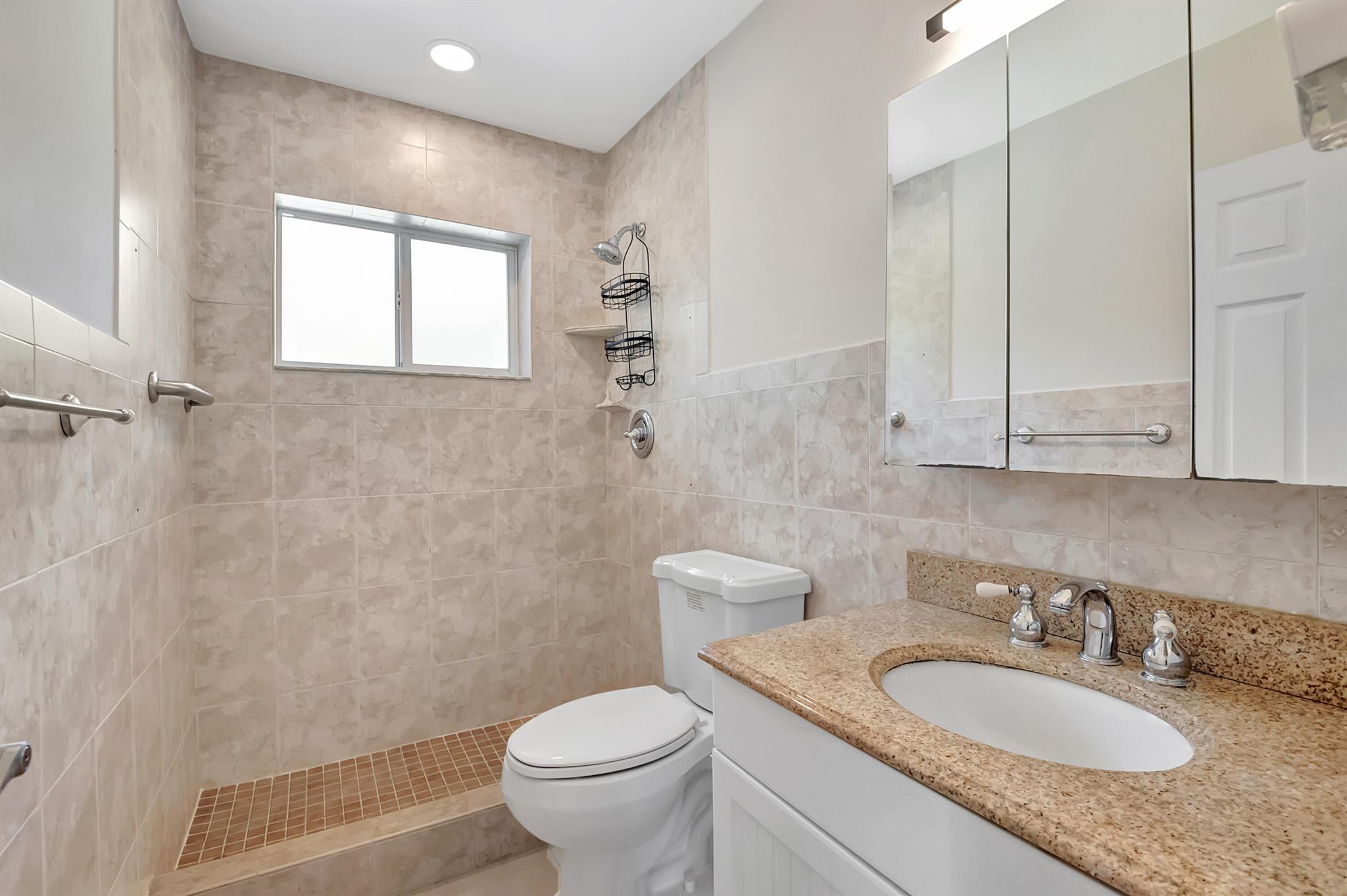 455 NE 33rd Street