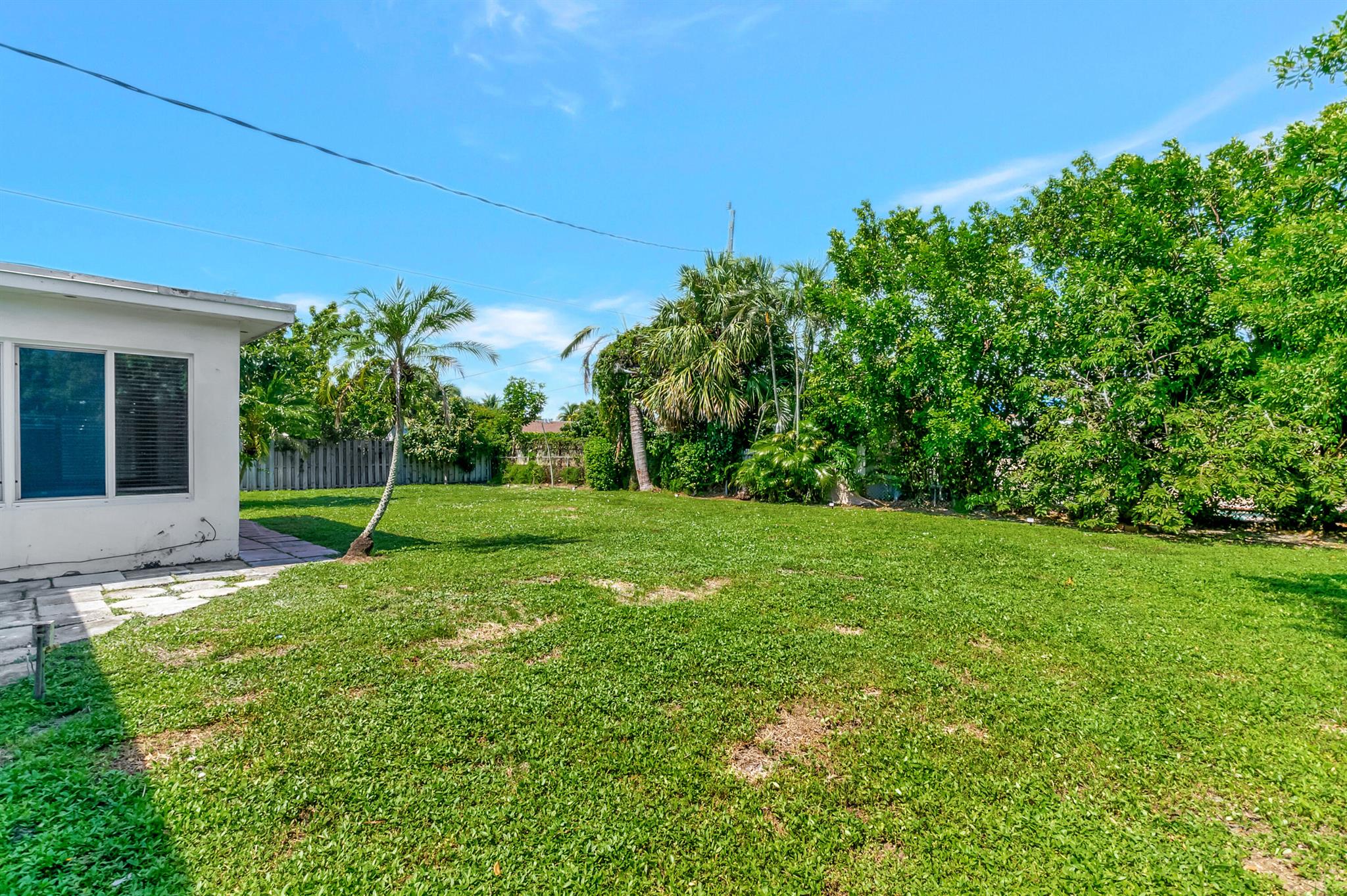 455 NE 33rd Street