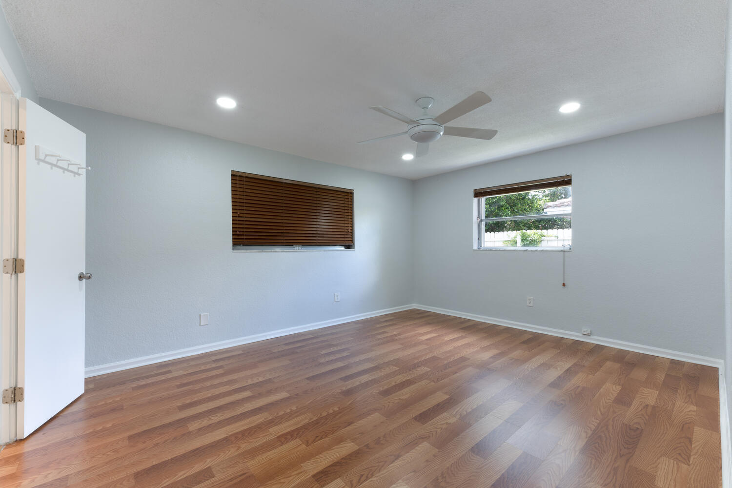 3554 NW 25th Terrace