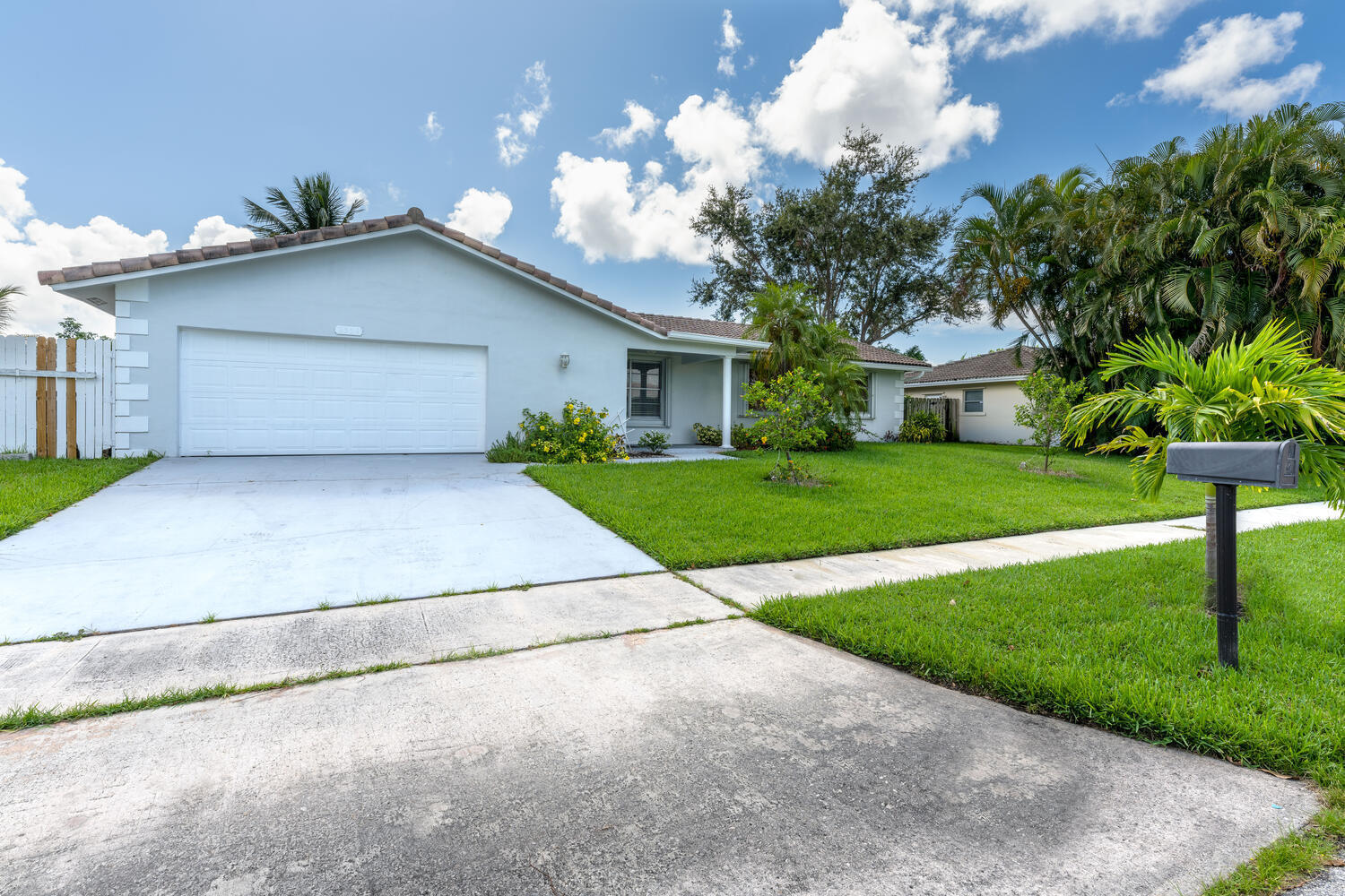 3554 NW 25th Terrace