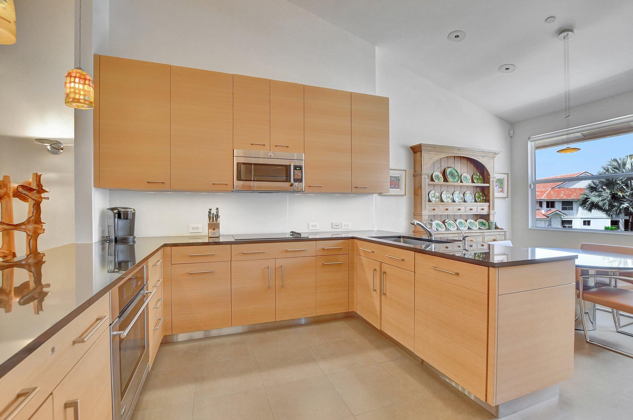 2481 NW 59th Street NW 902