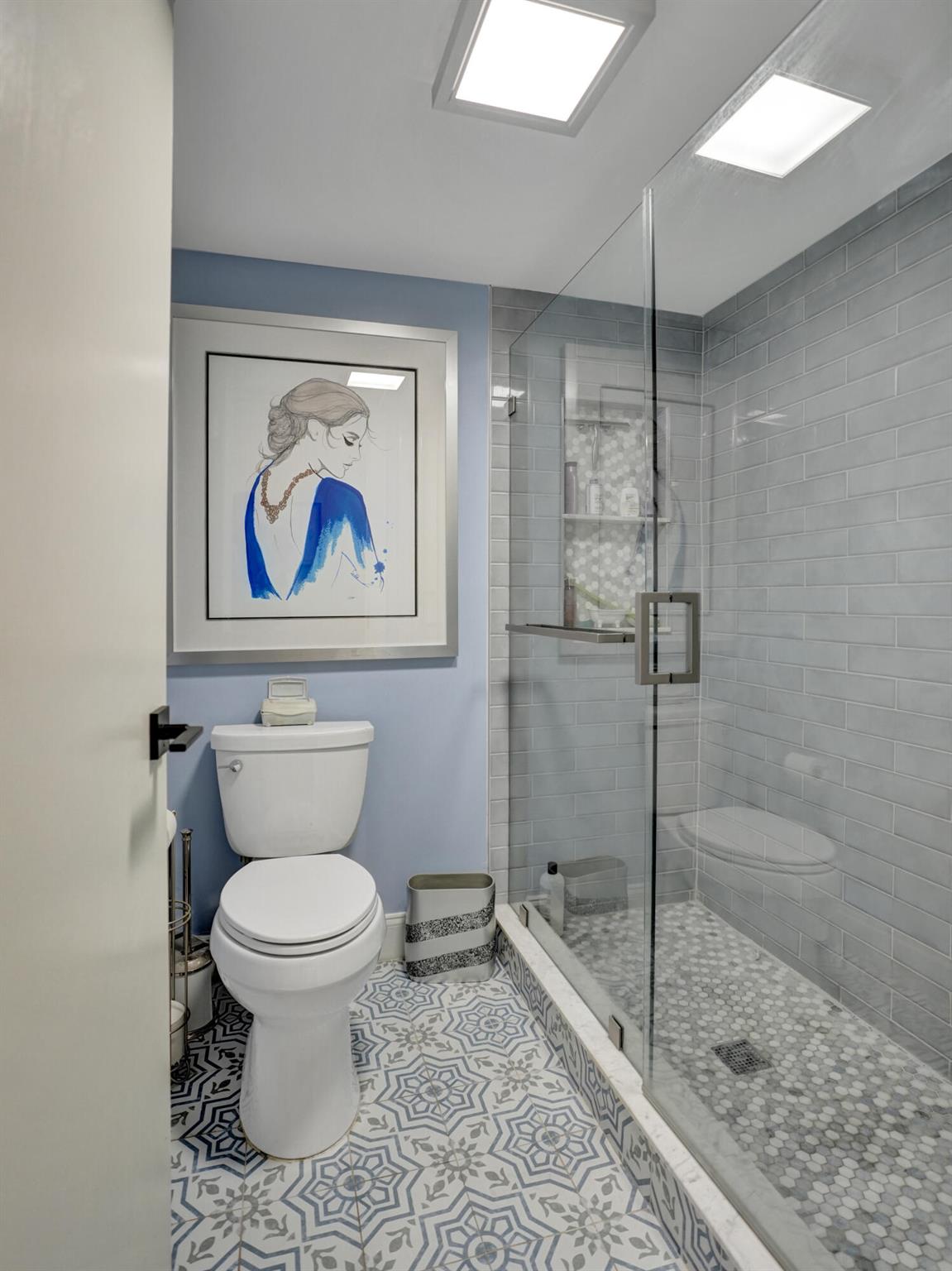 9274 Vista Del Lago I