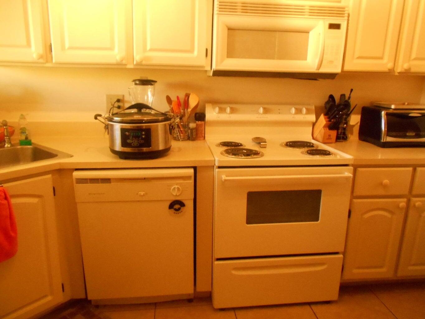 1250 S Milirary Trail 1624