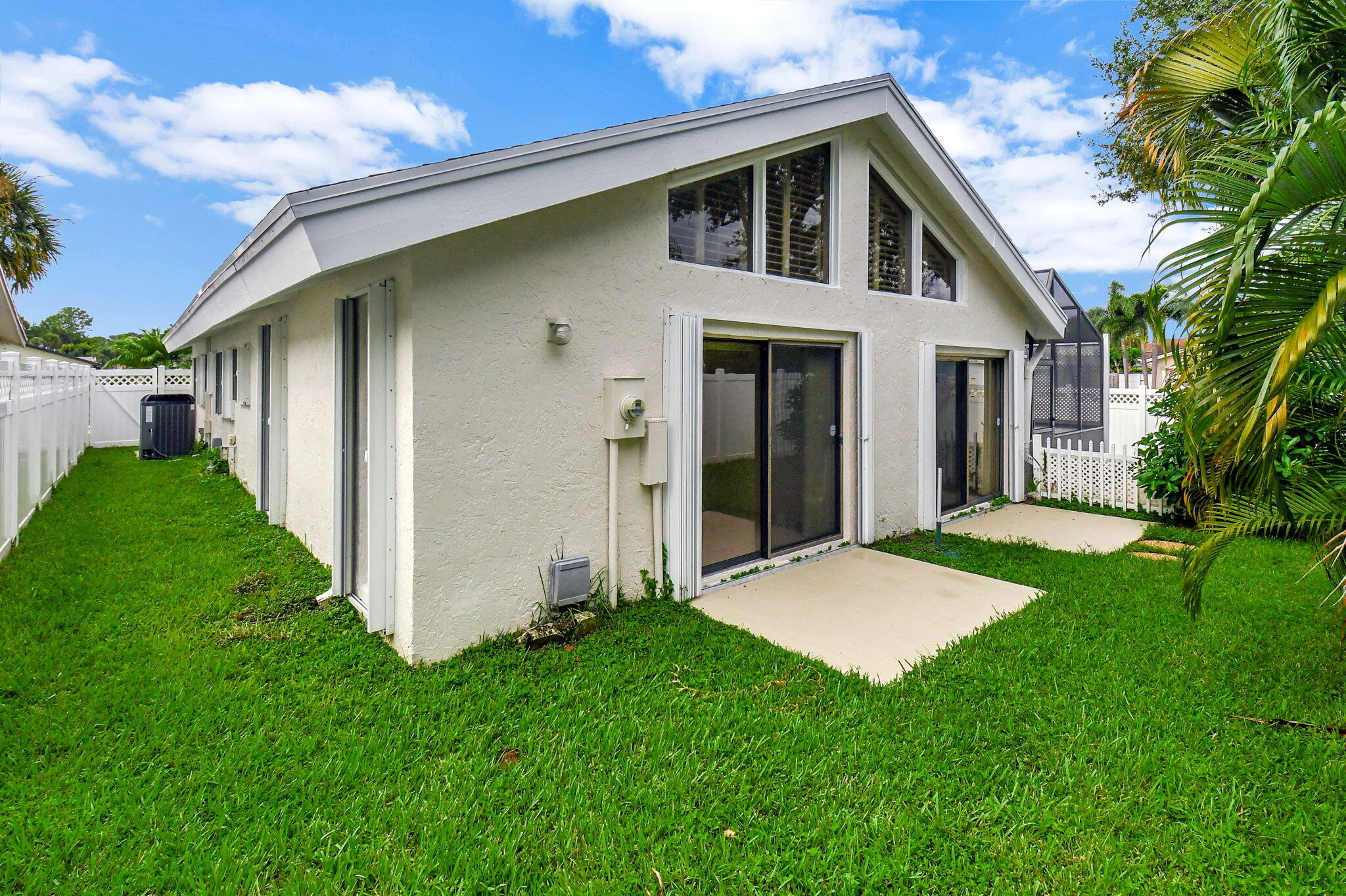 6183 Amberwoods Drive